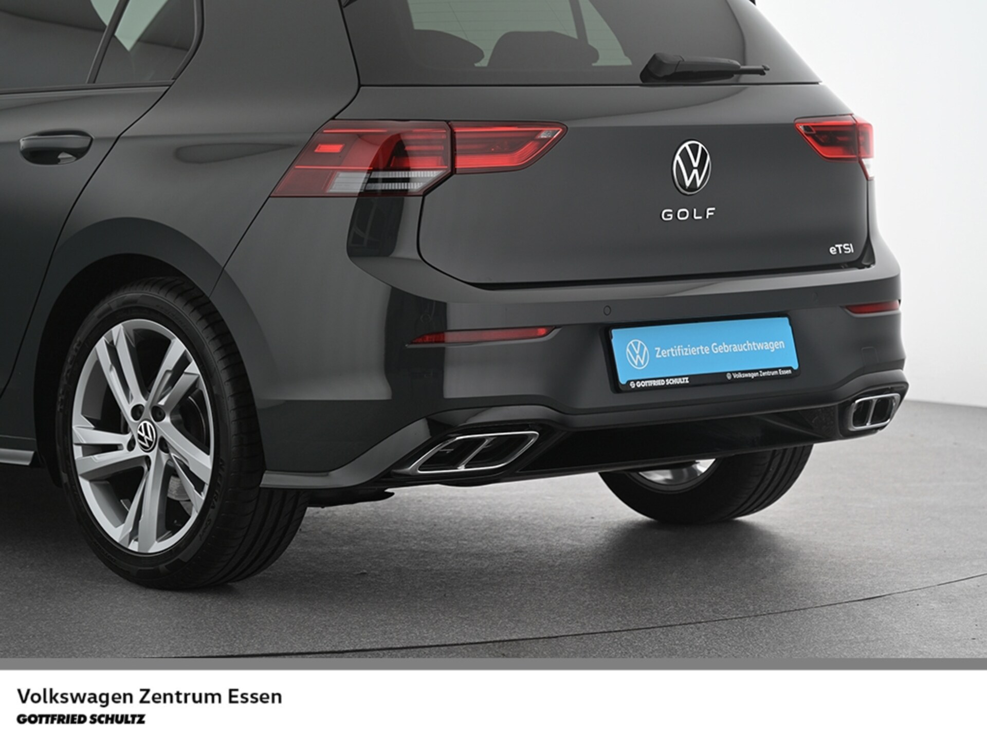 Volkswagen Golf R-Line
