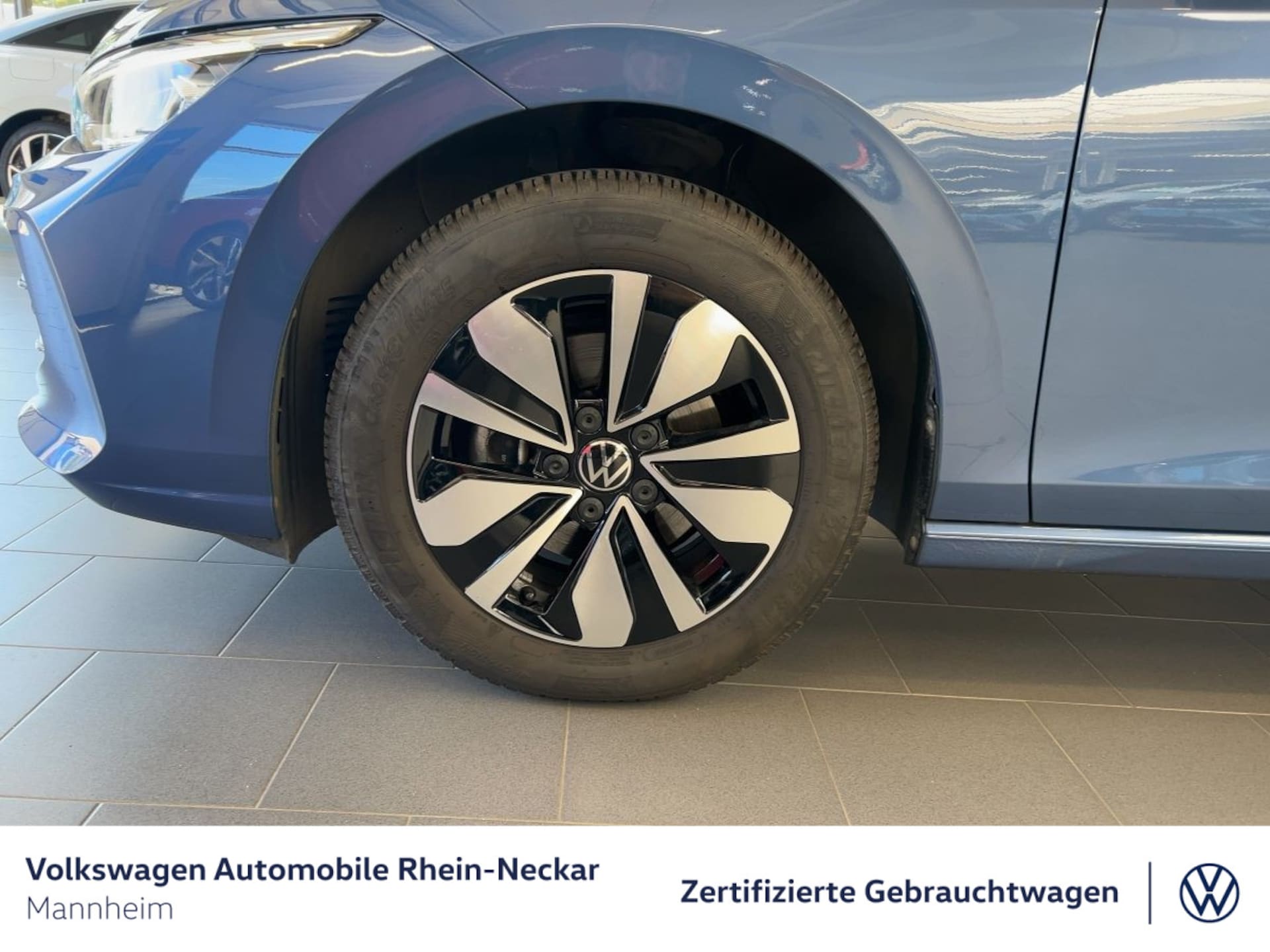 Volkswagen Golf Life