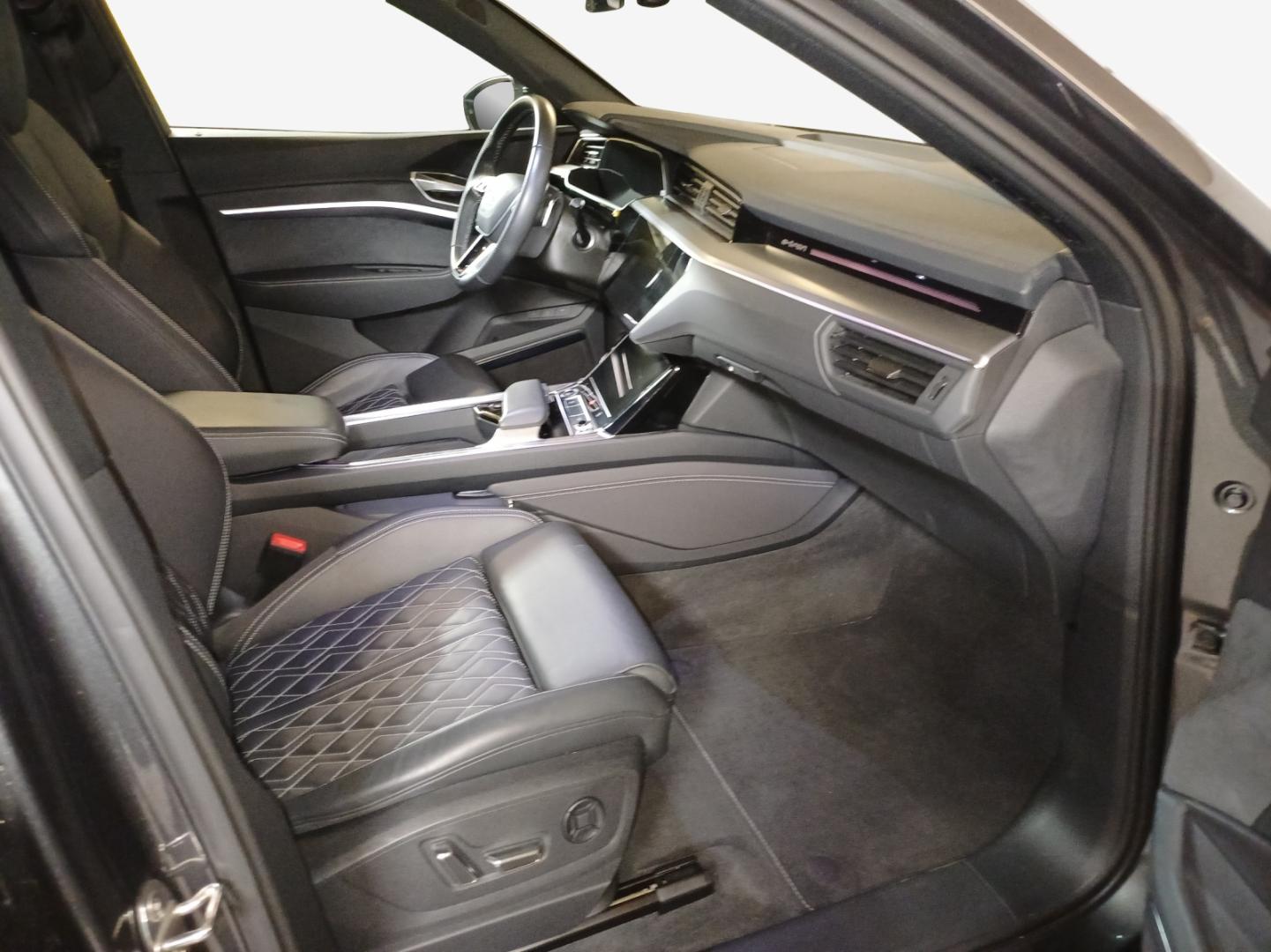 Image about Audi e-tron Sportback Black Edition S line 55 quattro 300,00 kW
