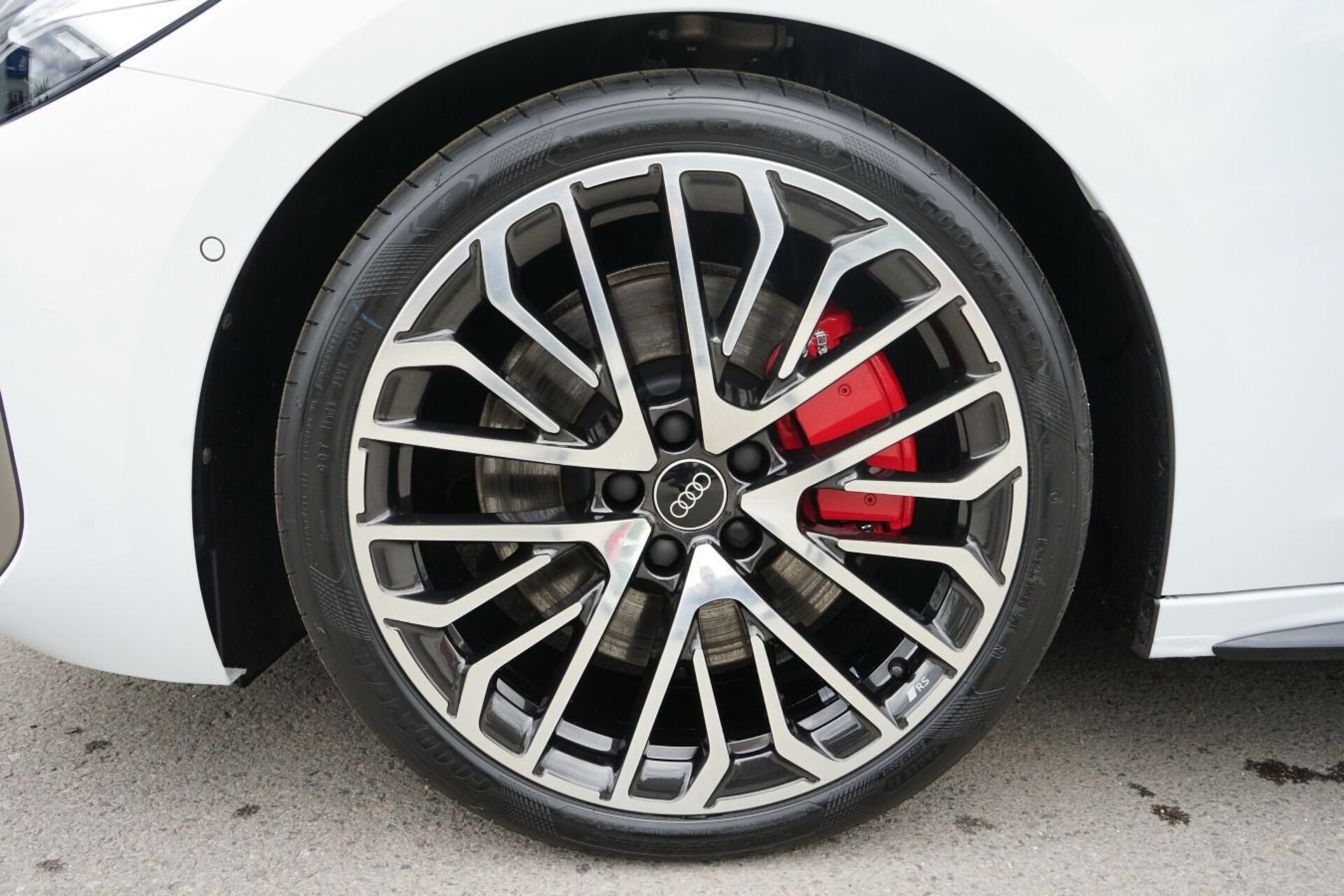 Audi A5 Avant e-hybrid edition one