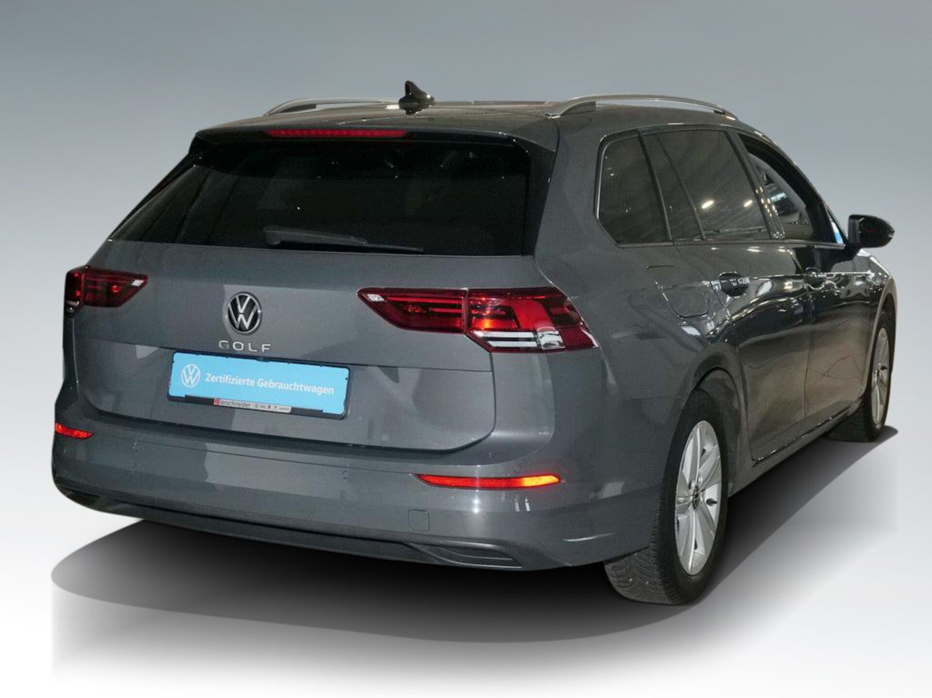 Volkswagen Golf Variant Life