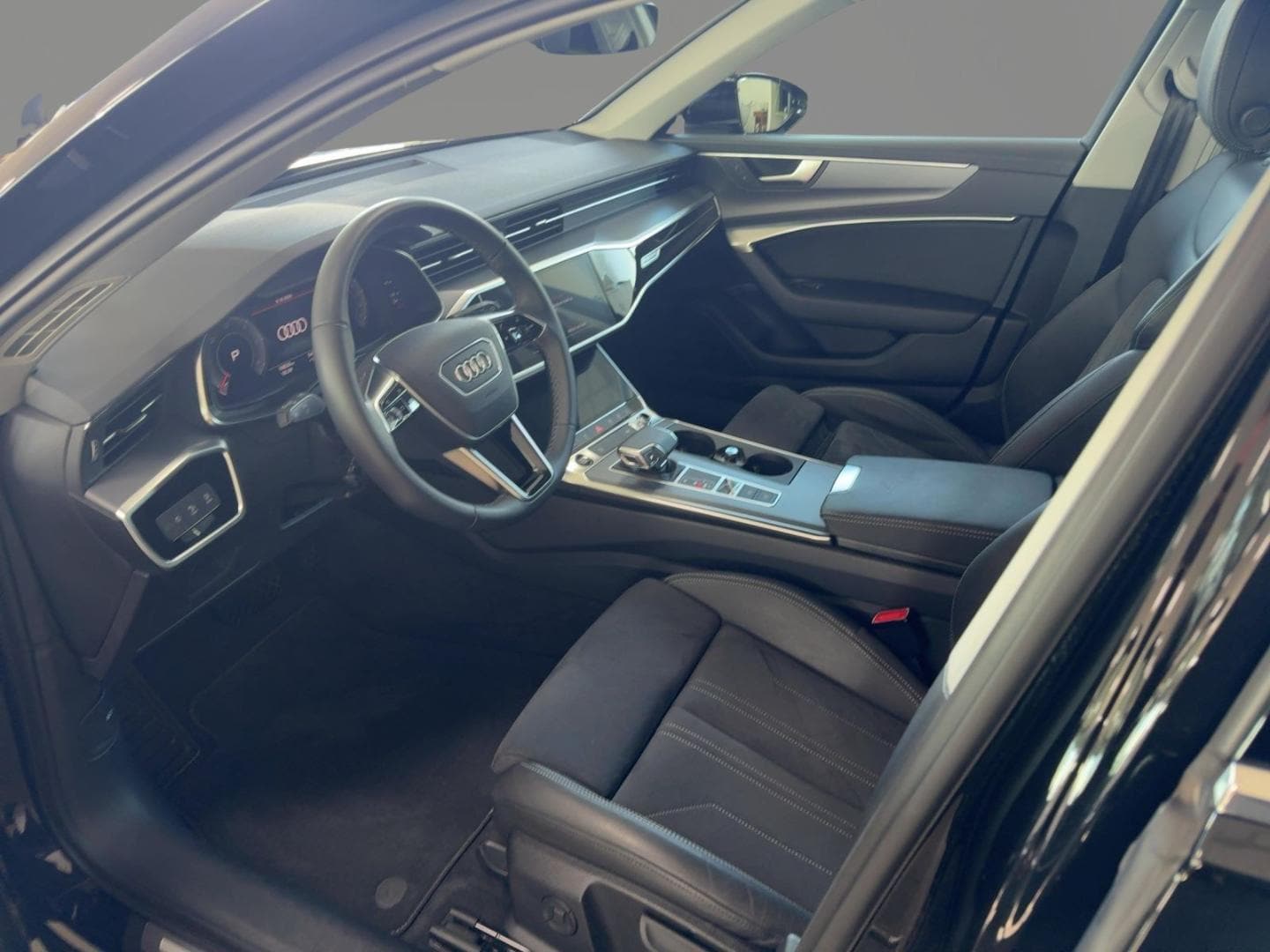 Bild über Audi A6 Avant advanced 40 TDI quattro S tronic - für weitere Informationen kontaktieren Sie den Audi Partner