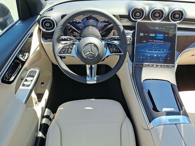 2026 Mercedes-Benz GLC 300