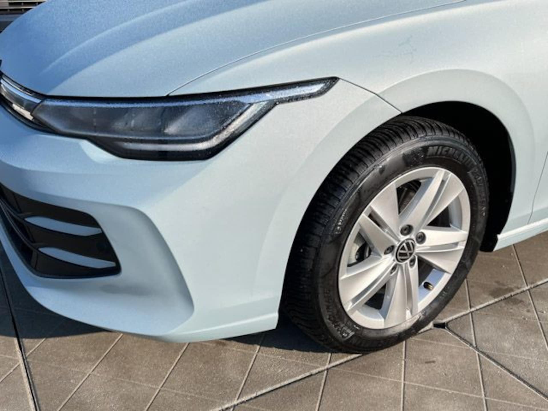 Volkswagen Golf Variant Life