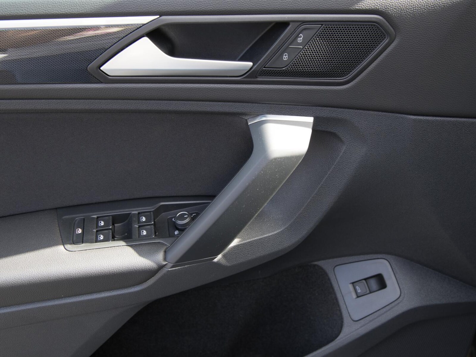 Volkswagen Tiguan – Bild 10