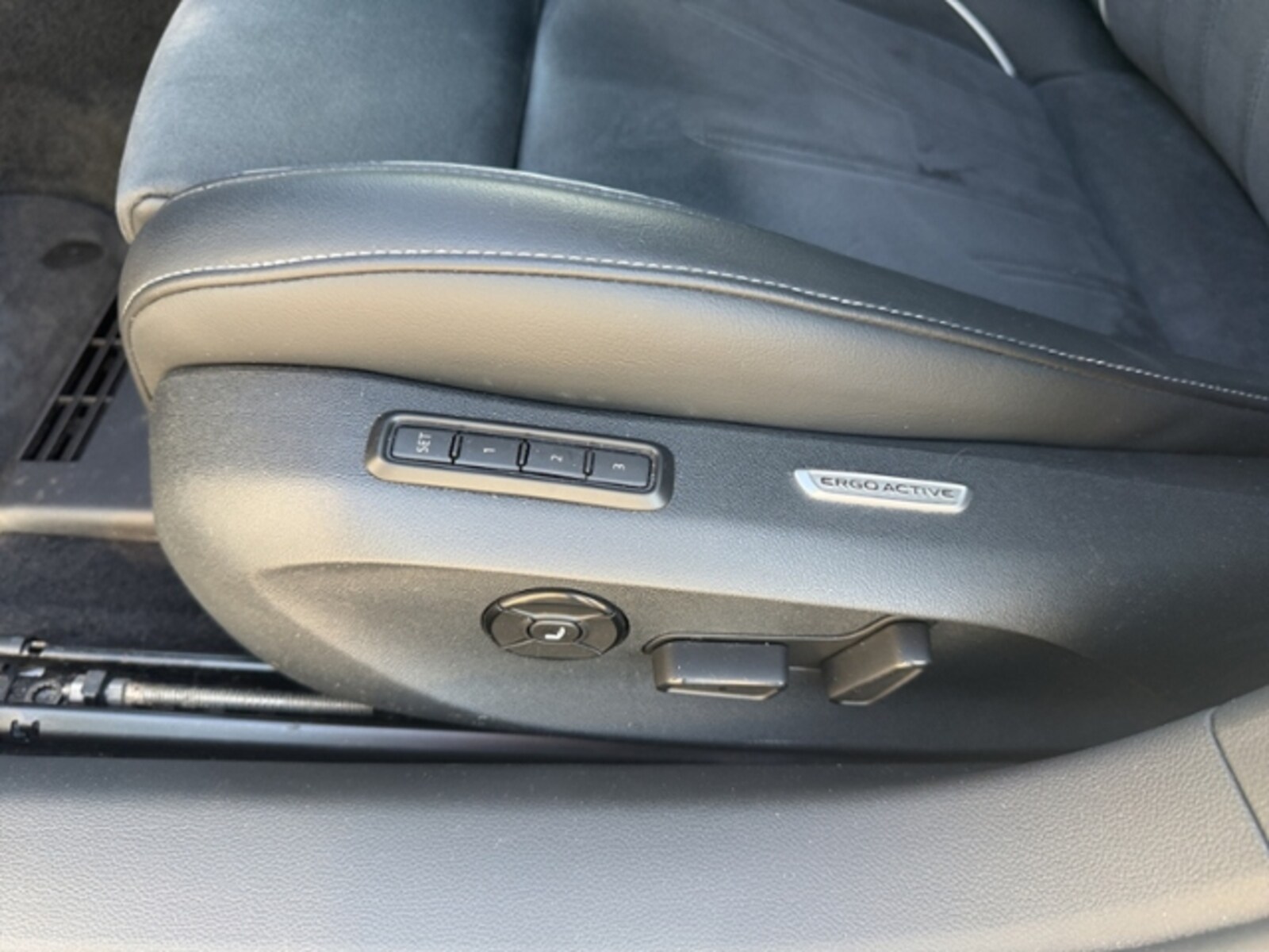 Volkswagen Passat – Bild 22