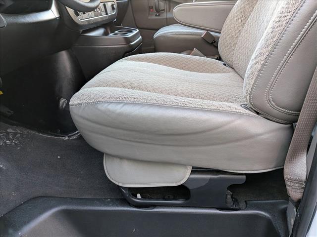 2025 CHEVROLET EXPRESS - Image 16