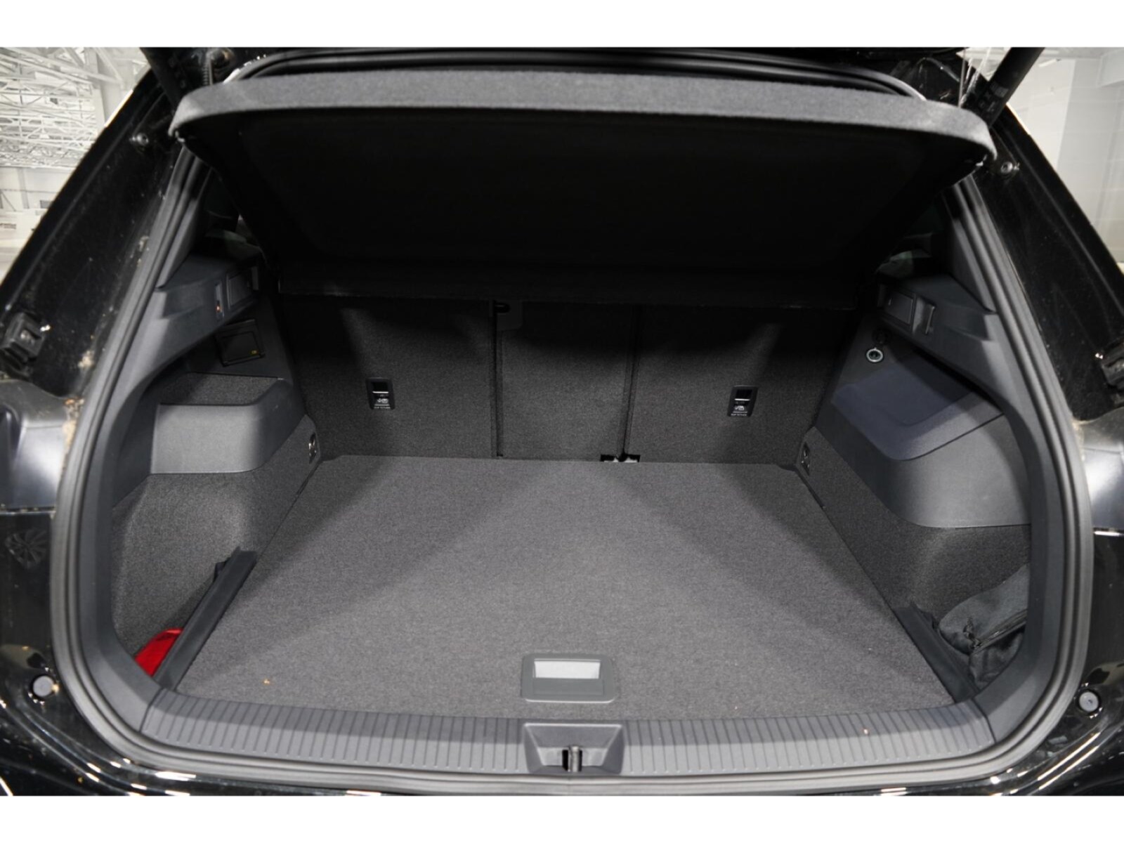 Volkswagen Tiguan – Bild 11