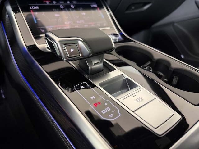 2026 Audi Q7 Premium Plus - Photo 18