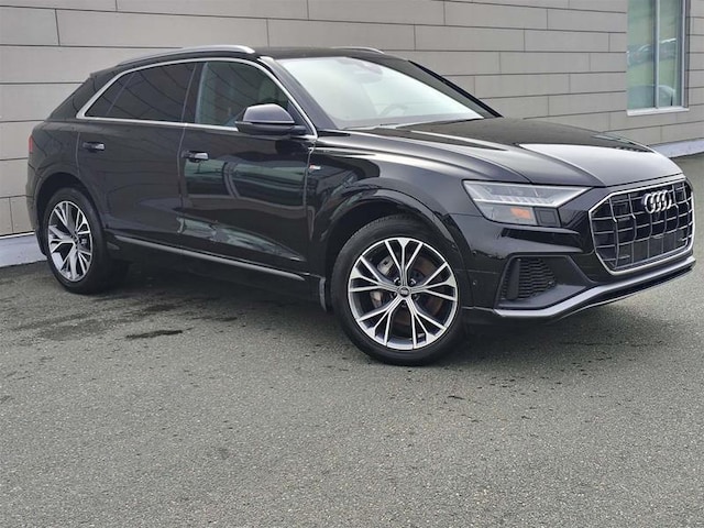 2023 Audi Q8
