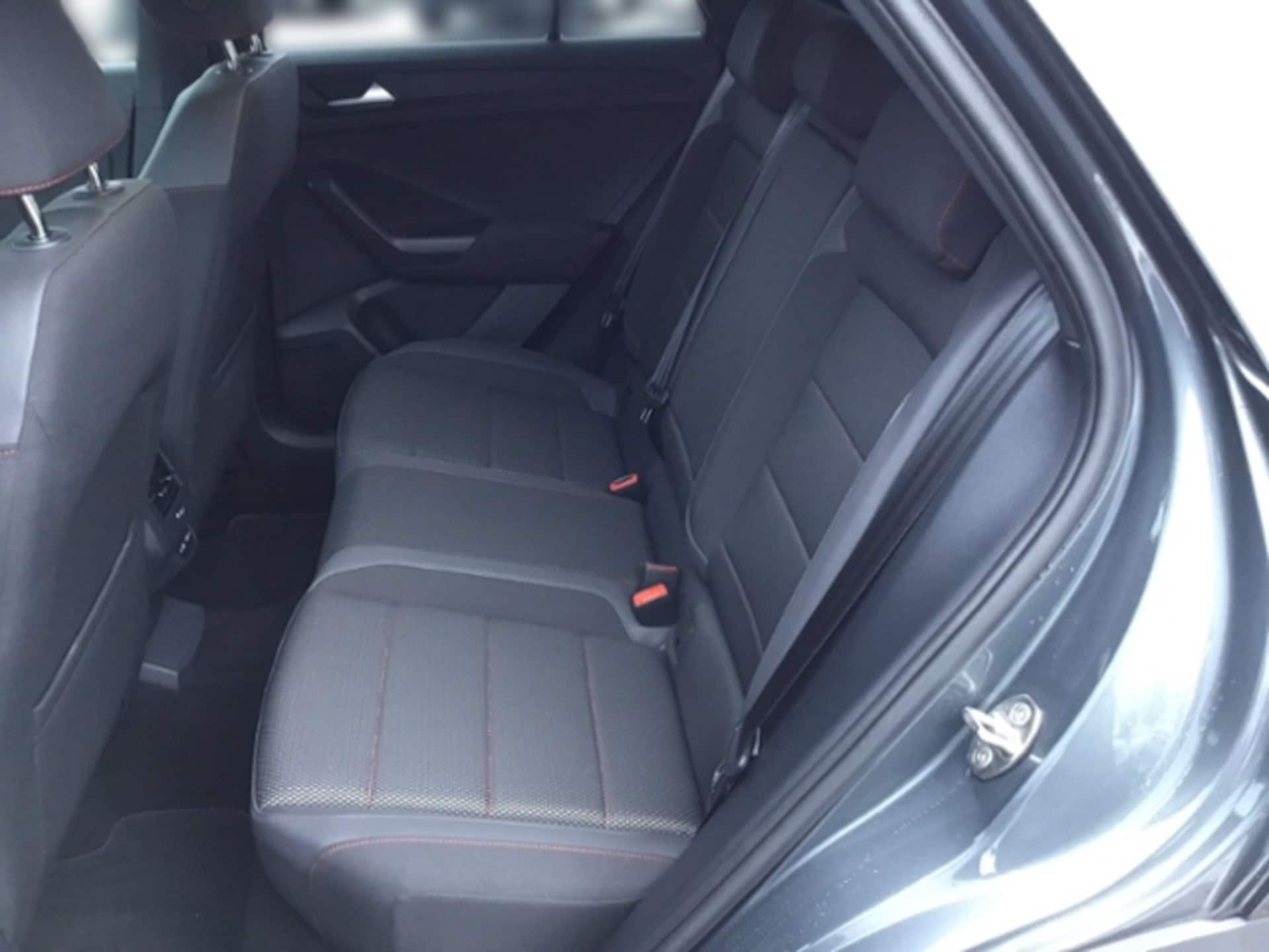 Volkswagen T-Roc Sport