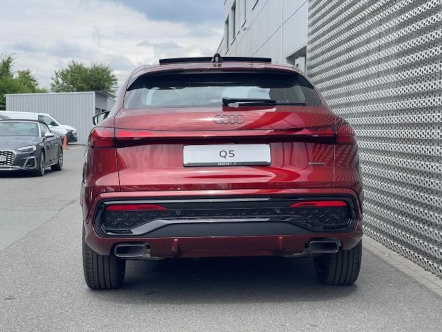 Bild über Audi Q5 Sportback TFSI quattro 150 kW S tronic - für weitere Informationen kontaktieren Sie den Audi Partner
