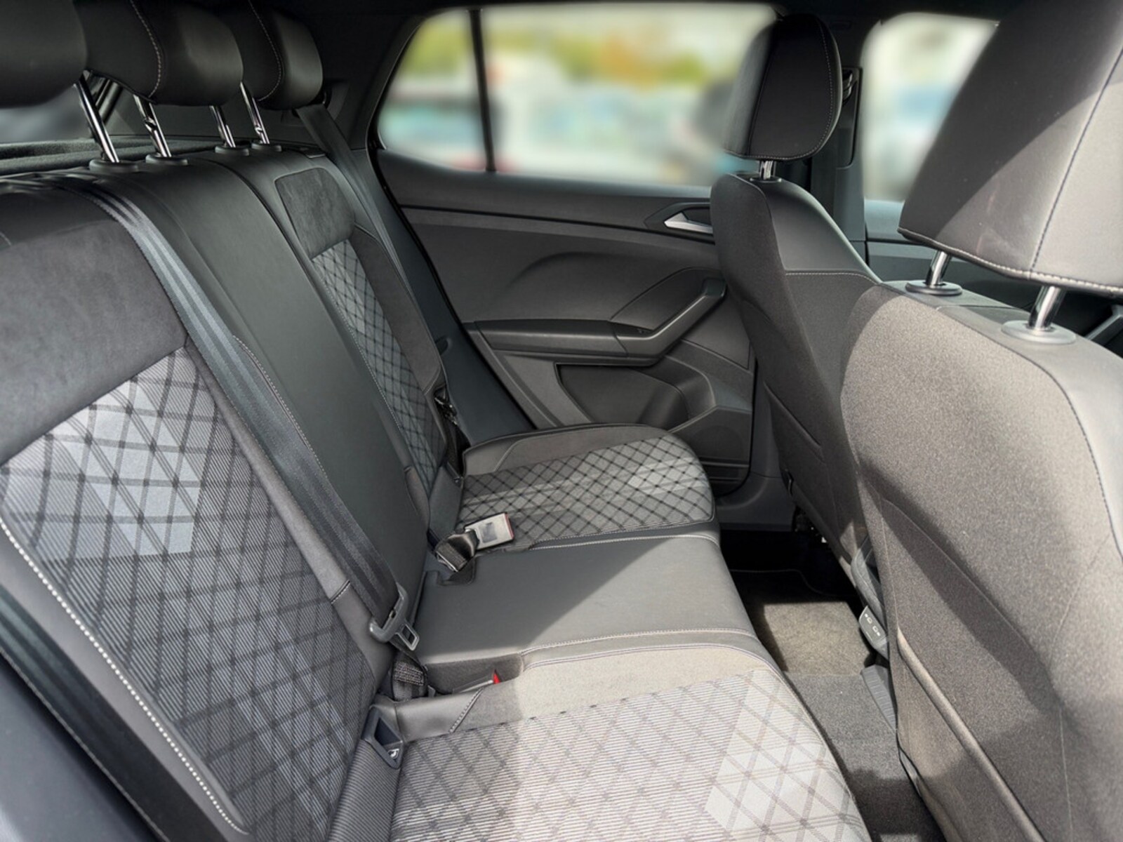 Volkswagen T-Cross – Bild 13