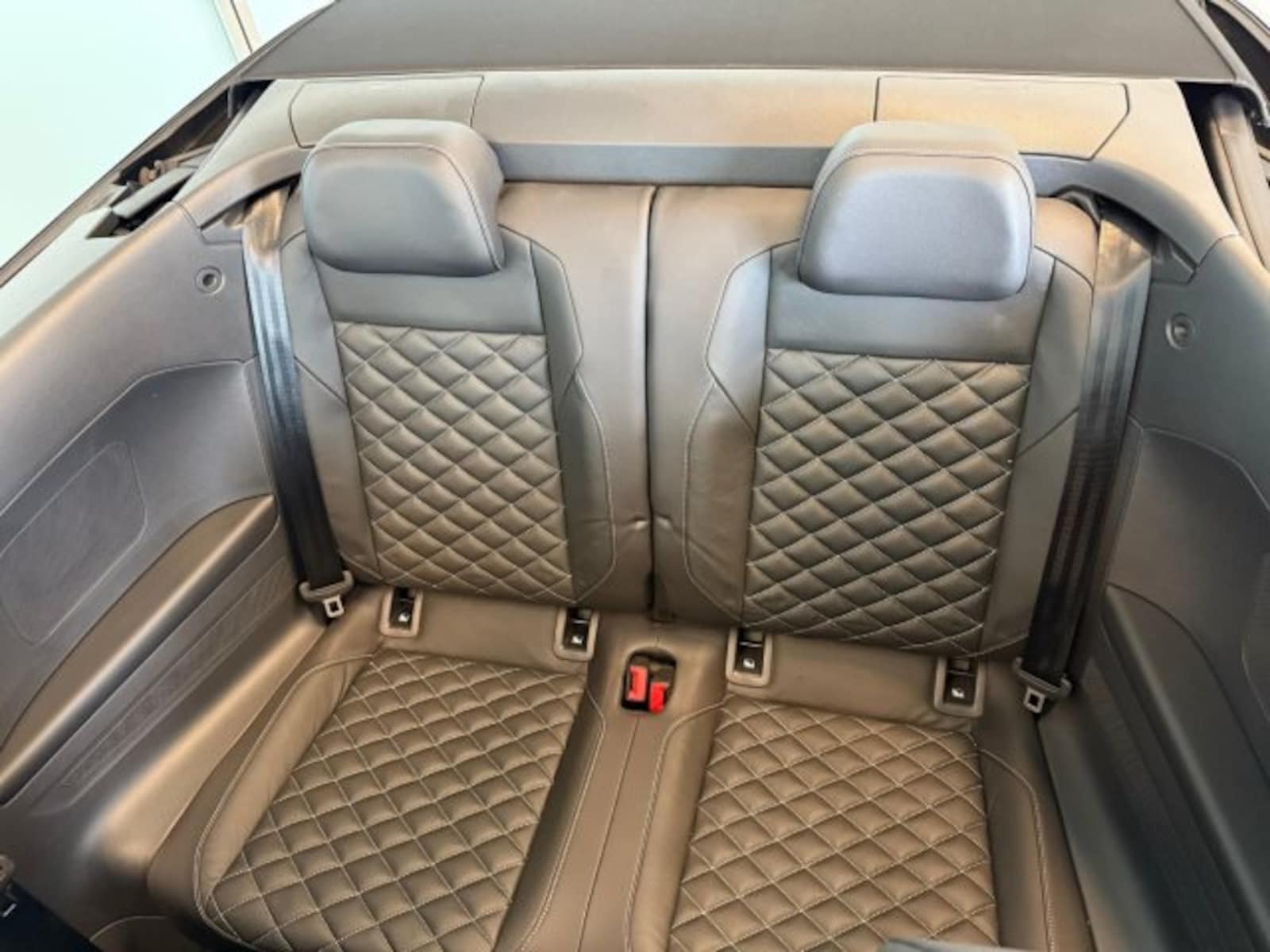 Volkswagen T-Roc Cabriolet – Bild 12