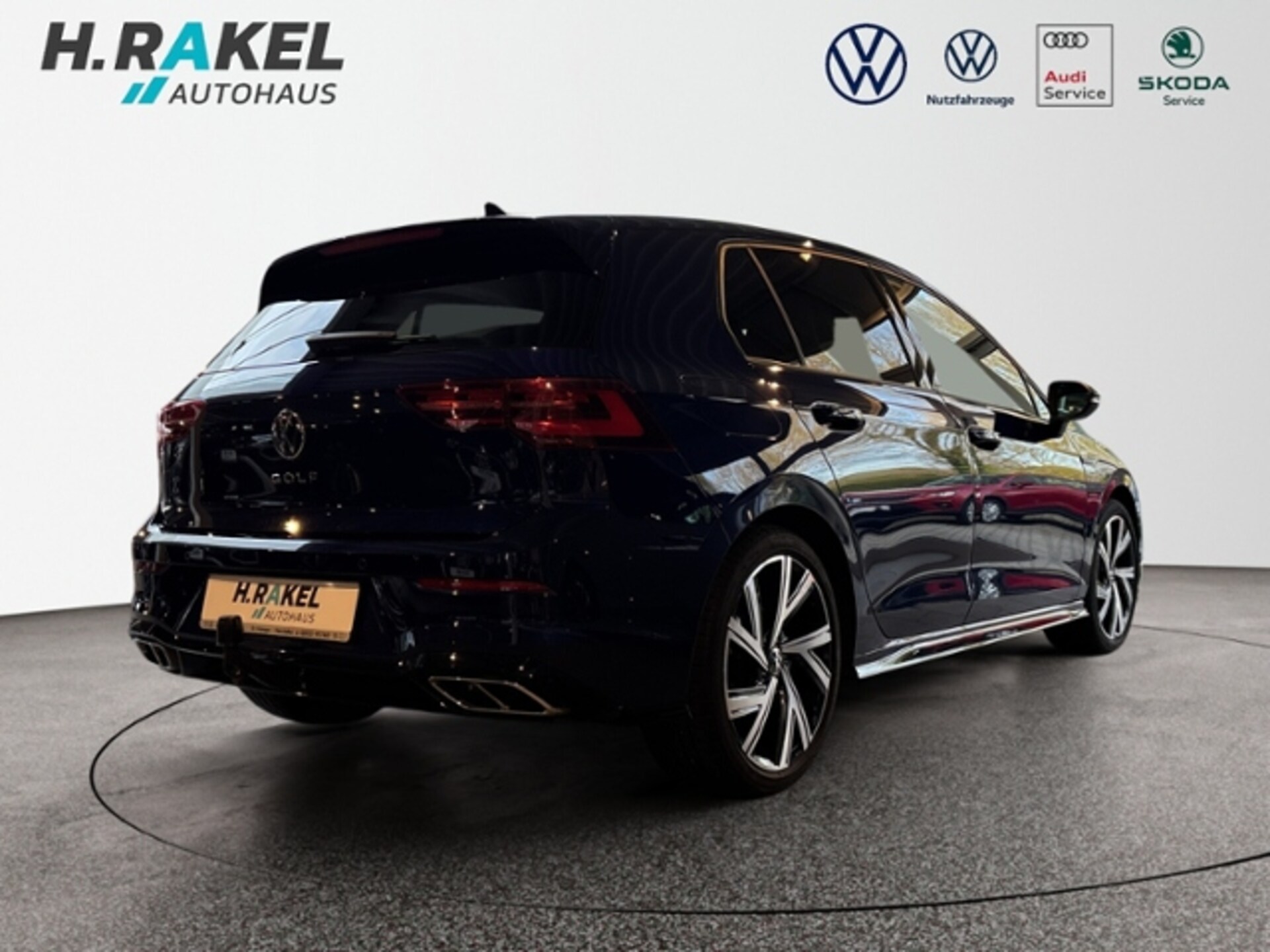 Volkswagen Golf R-Line