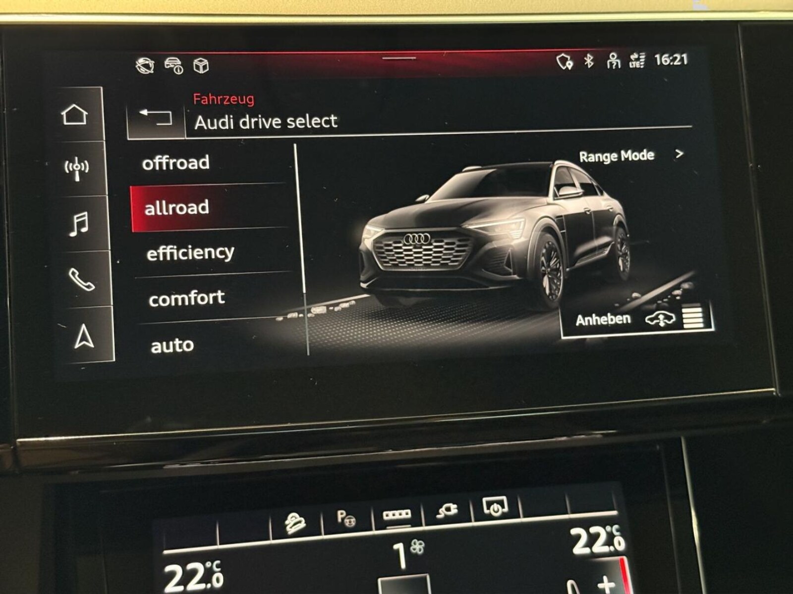 Audi Q8 Sportback e-tron – Bild 15