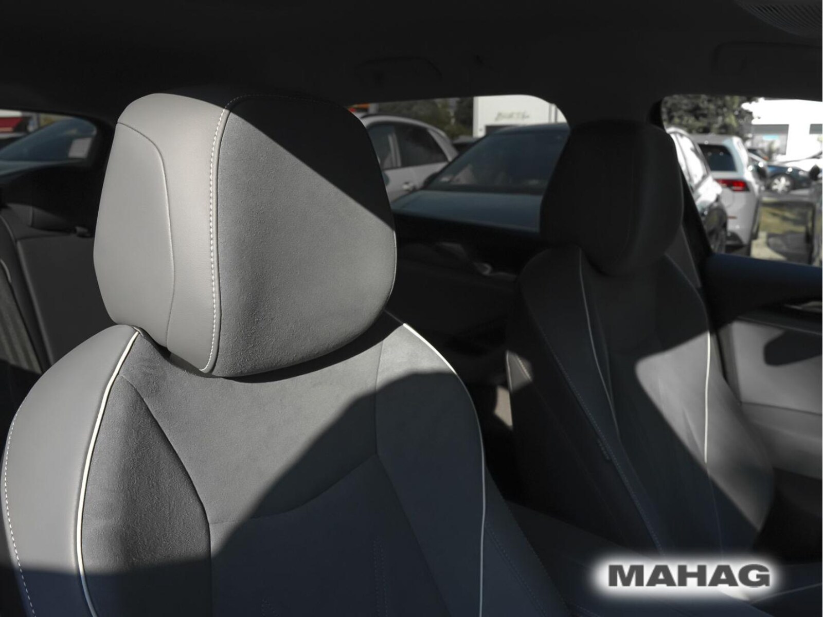 Volkswagen Passat – Bild 13