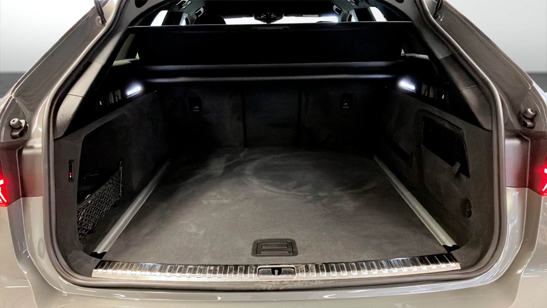 Image about Audi A6 Avant A6 Avant 40 TDI quattro S line204hkS tronic