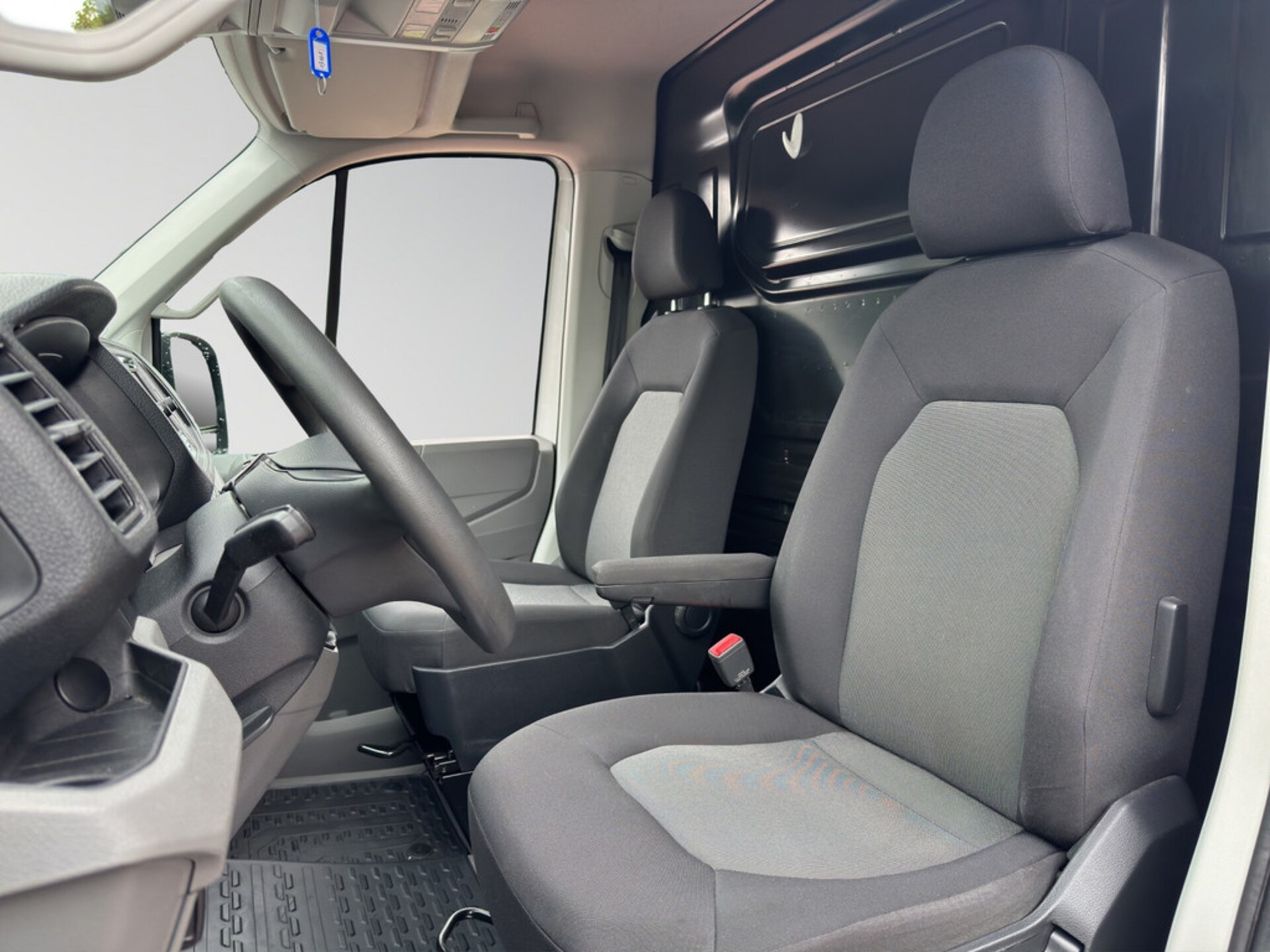 Volkswagen Crafter Kasten mittlerer Radstand