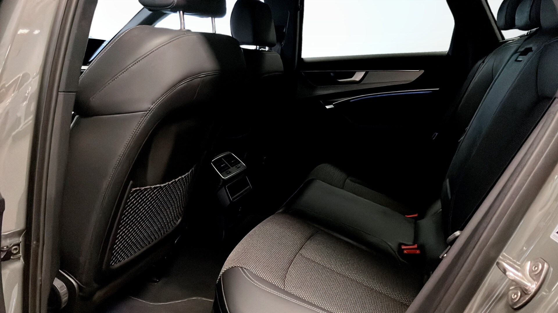 Image about Audi A6 Avant A6 Avant 40 TDI quattro S line204hkS tronic