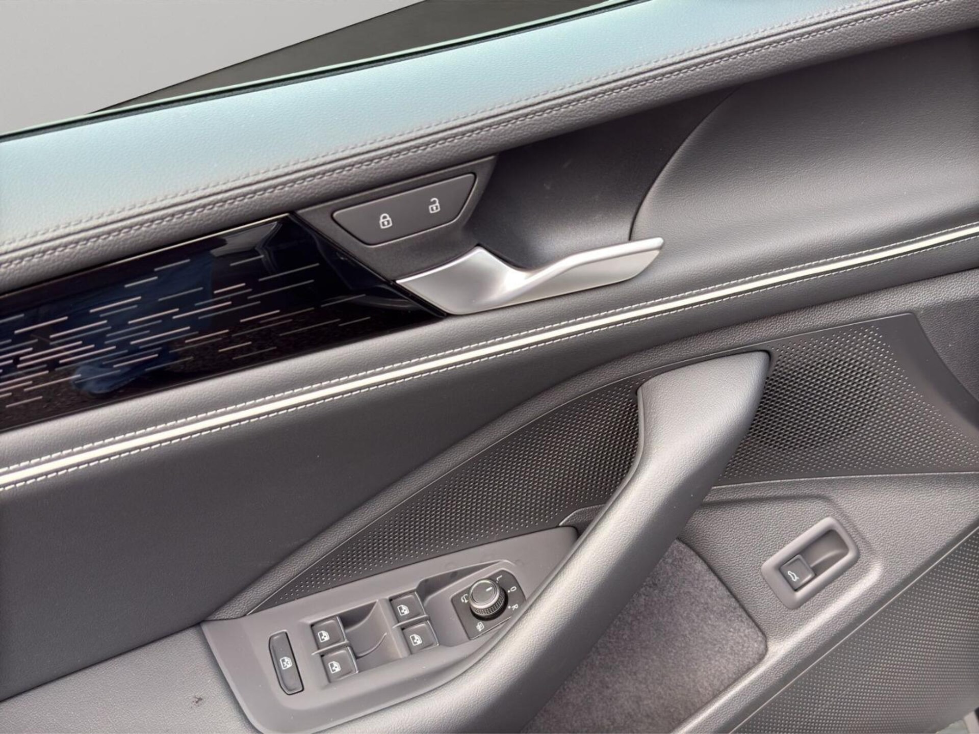 Volkswagen Passat Elegance