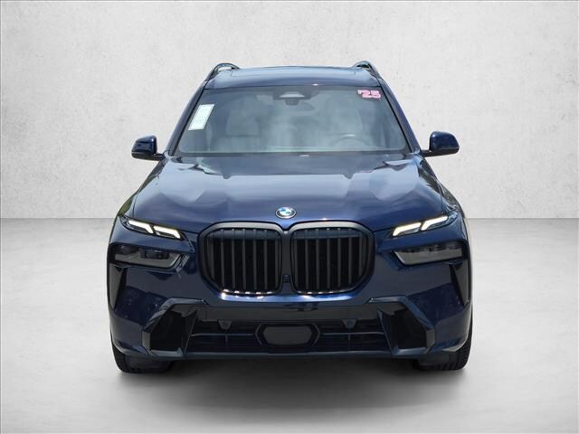 2025 BMW X7
