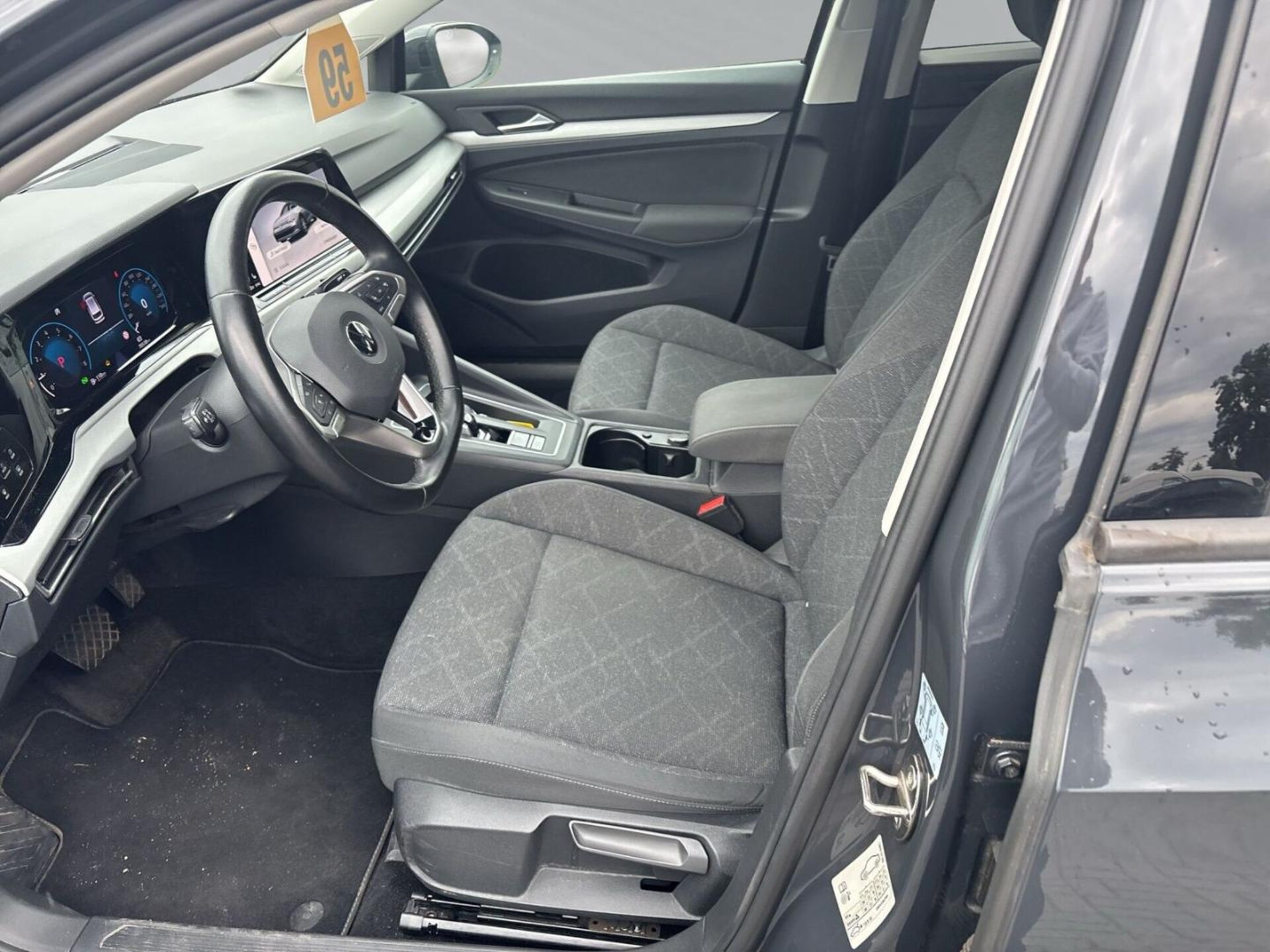 Volkswagen Golf Variant Life