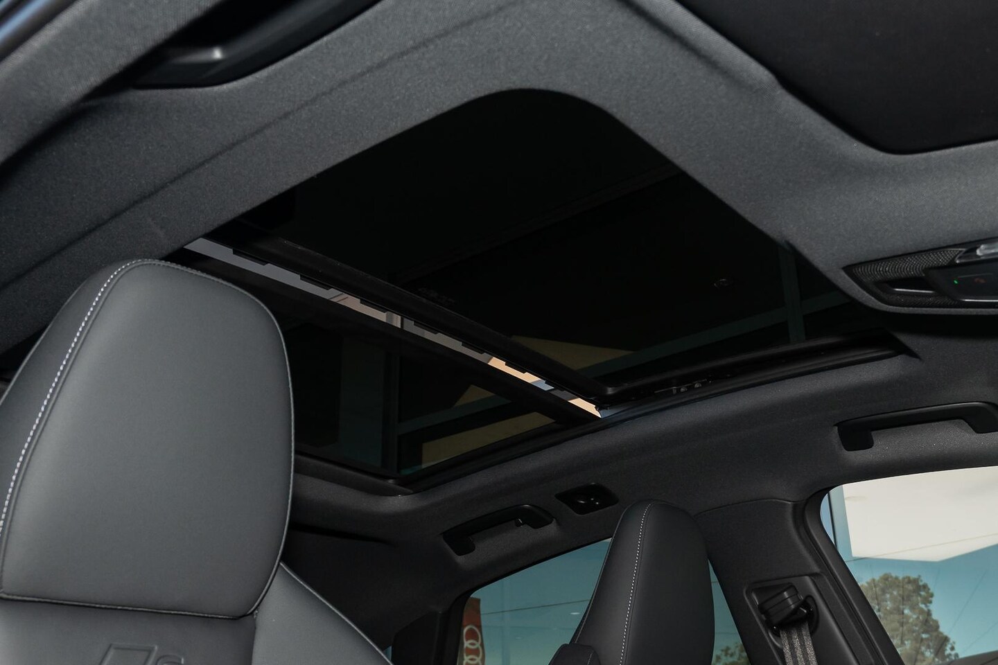 Image about Audi Q5 Sportback e-hybrid quattro S tronic