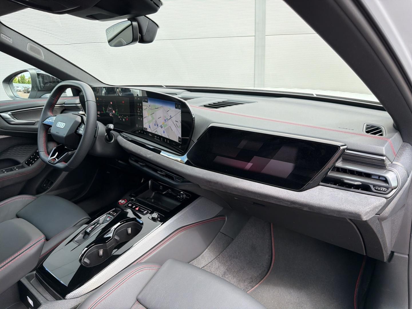 Bild über Audi A5 Avant e-hybrid e-hybrid quattro 270 kW S tronic - für weitere Informationen kontaktieren Sie den Audi Partner