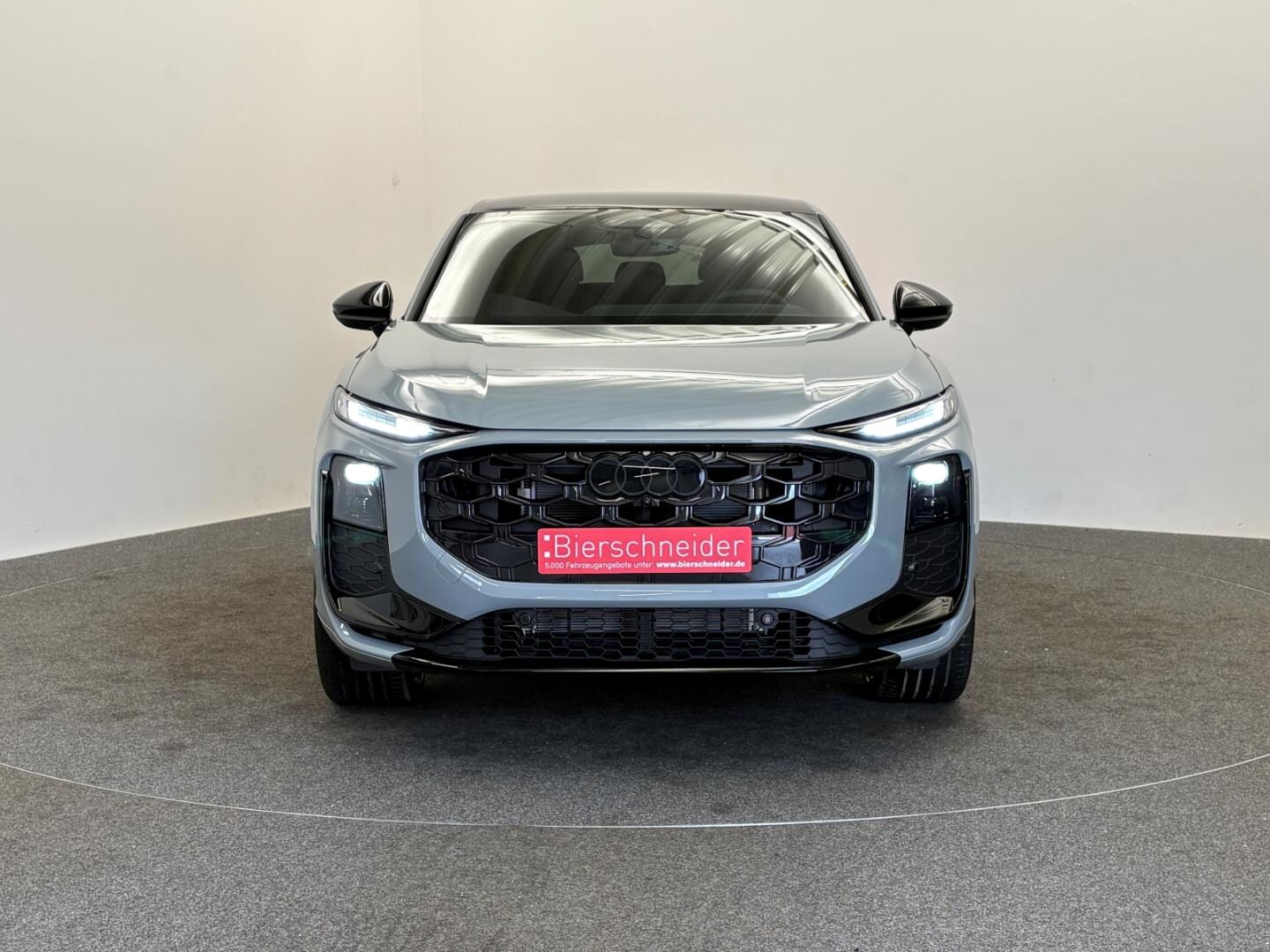 Bild über Audi Q3 Sportback e-hybrid e-hybrid 200 kW S tronic - für weitere Informationen kontaktieren Sie den Audi Partner