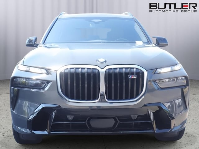 2024 BMW X7