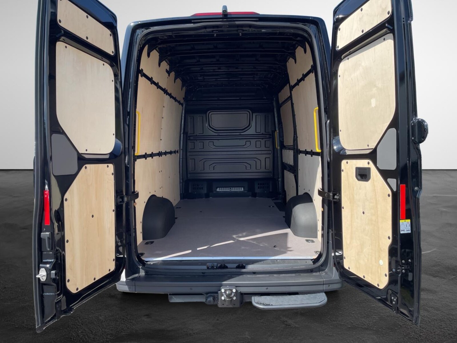 Volkswagen Crafter Kasten mittlerer Radstand – Bild 13
