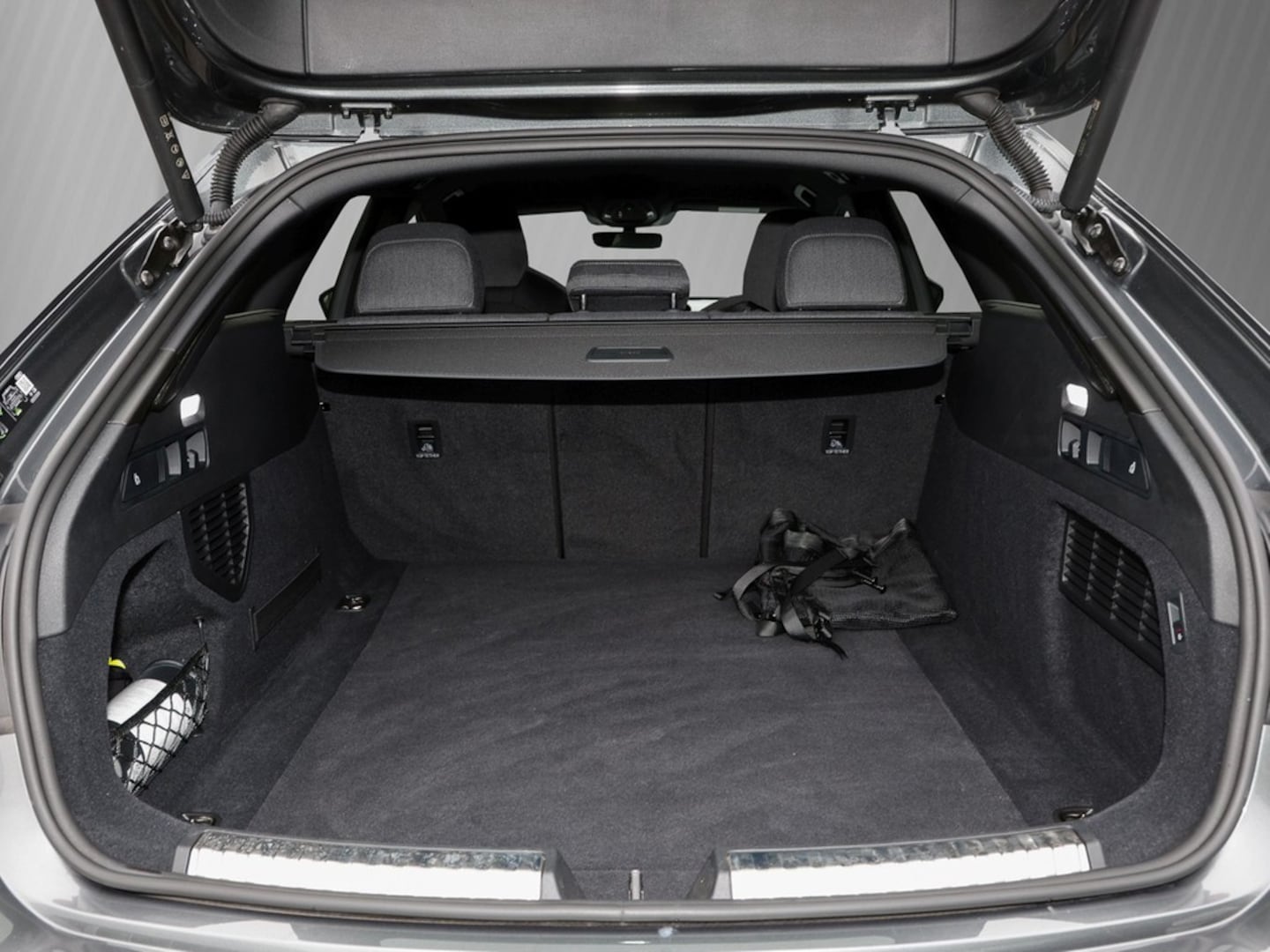 Bild über Audi A5 Avant TDI quattro 150 kW S tronic - für weitere Informationen kontaktieren Sie den Audi Partner
