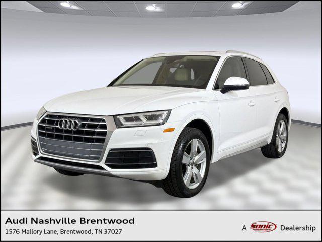 2018 Audi Q5 2.0T quattro S tronic Premium Plus's photo