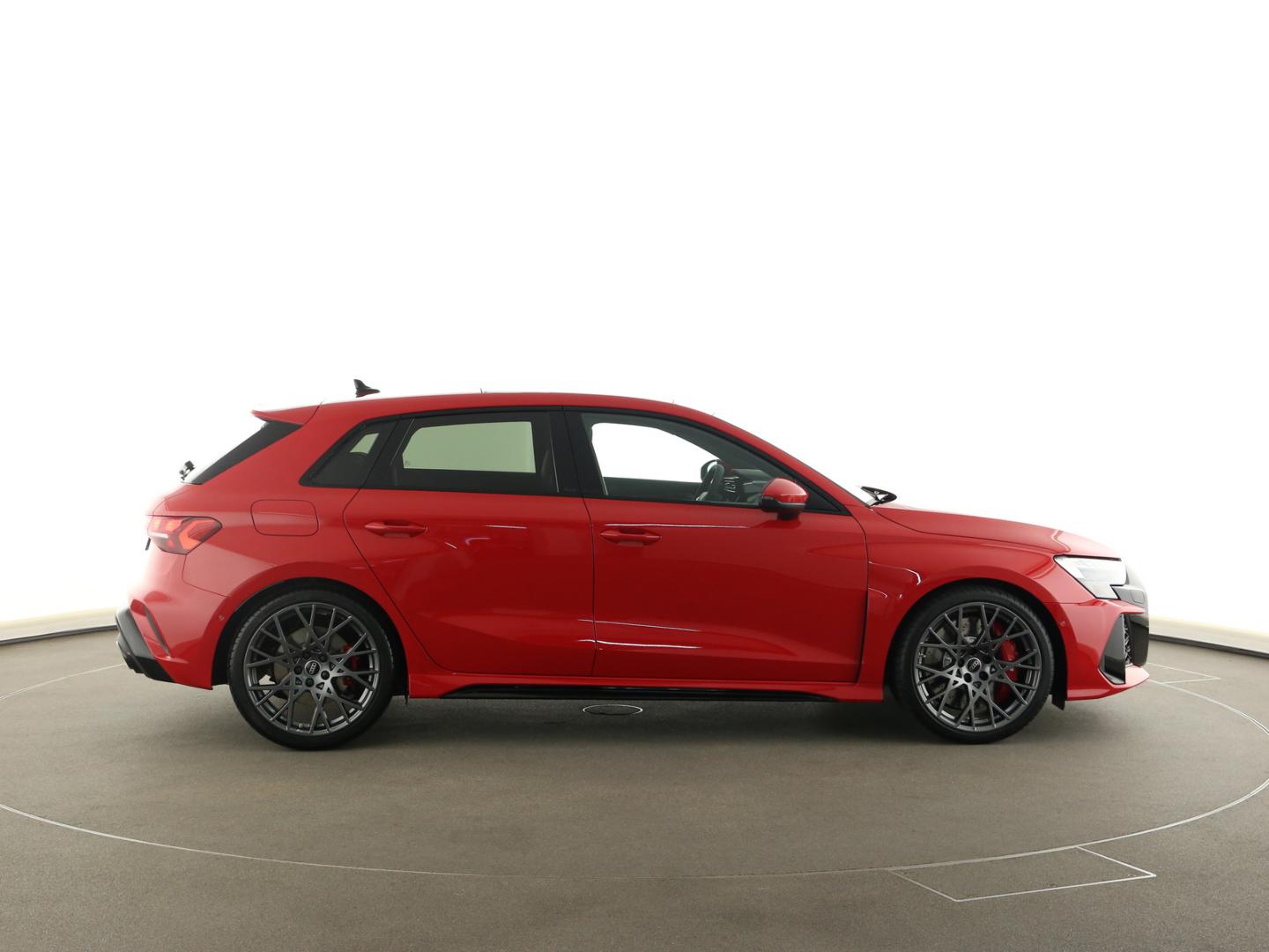 Image about Audi RS 3 Sportback TFSI quattro S tronic