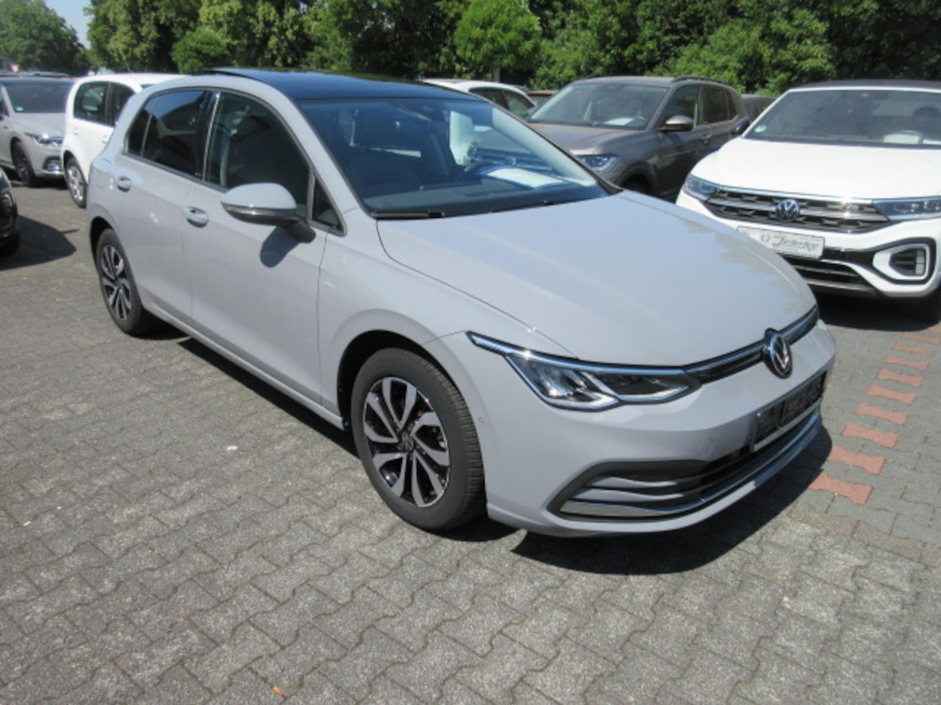 Volkswagen Golf Active