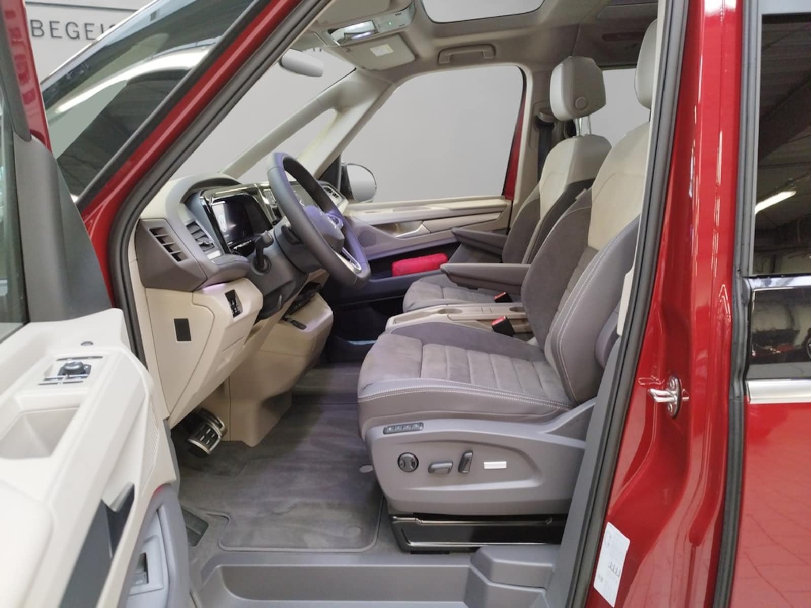 Volkswagen Multivan Langversion – Bild 11