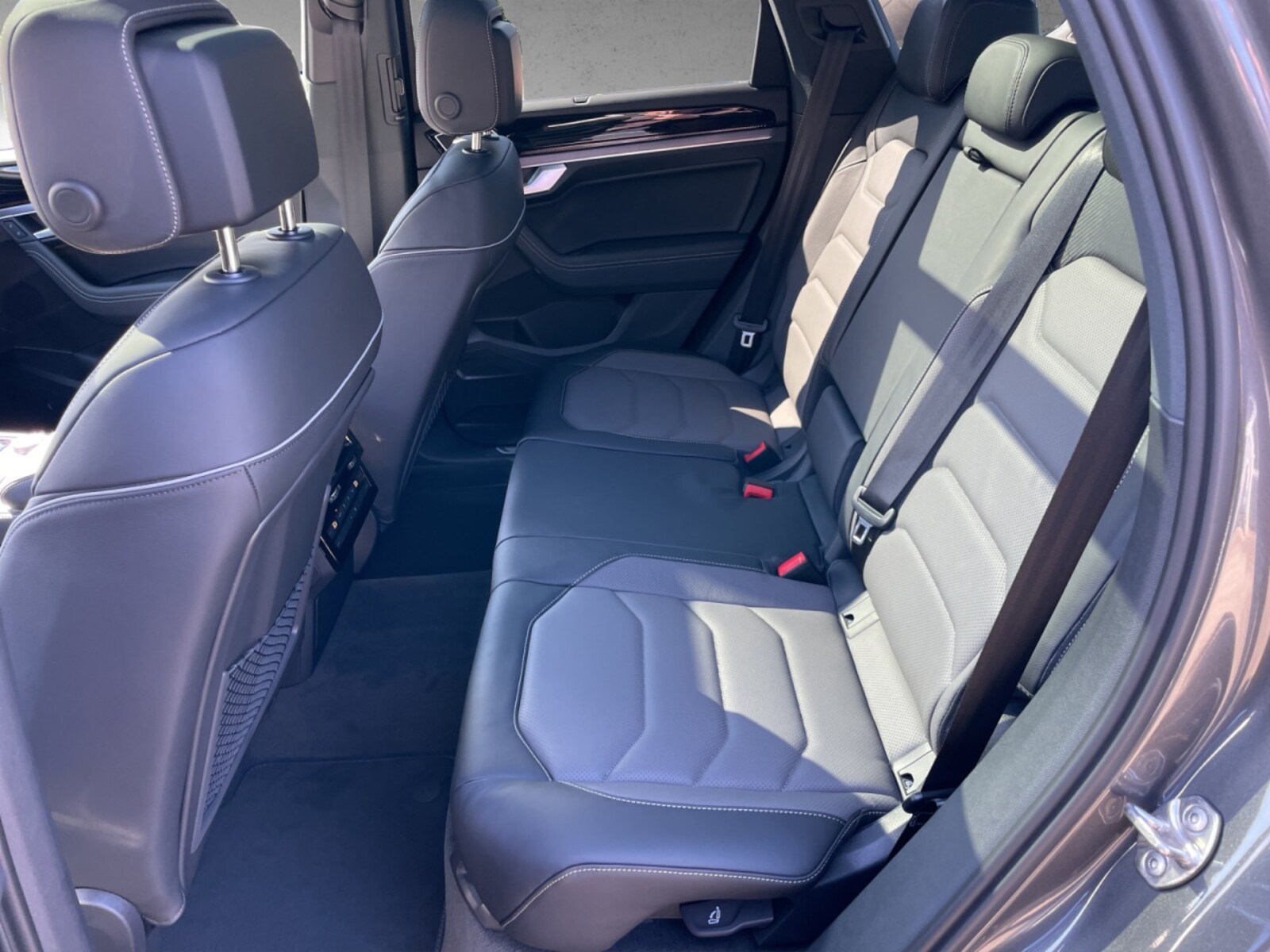 Volkswagen Touareg – Bild 8