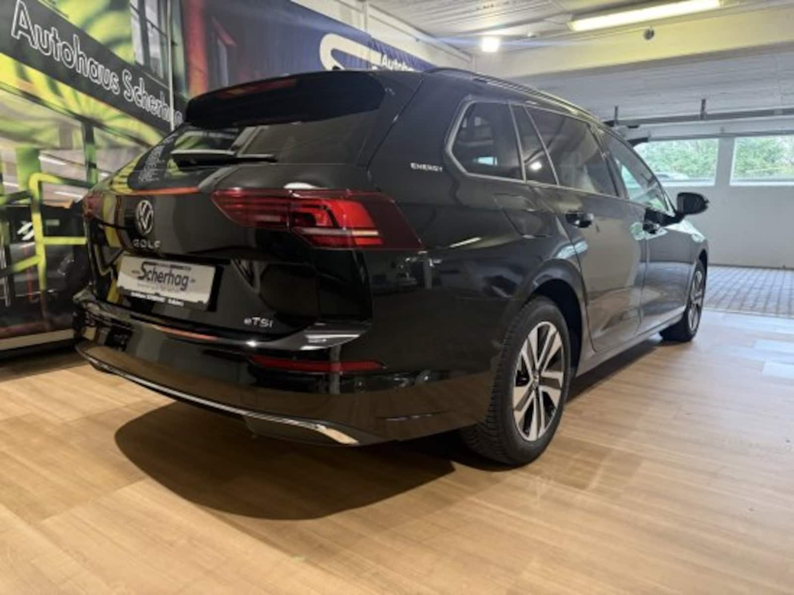 Volkswagen Golf Variant – Bild 8