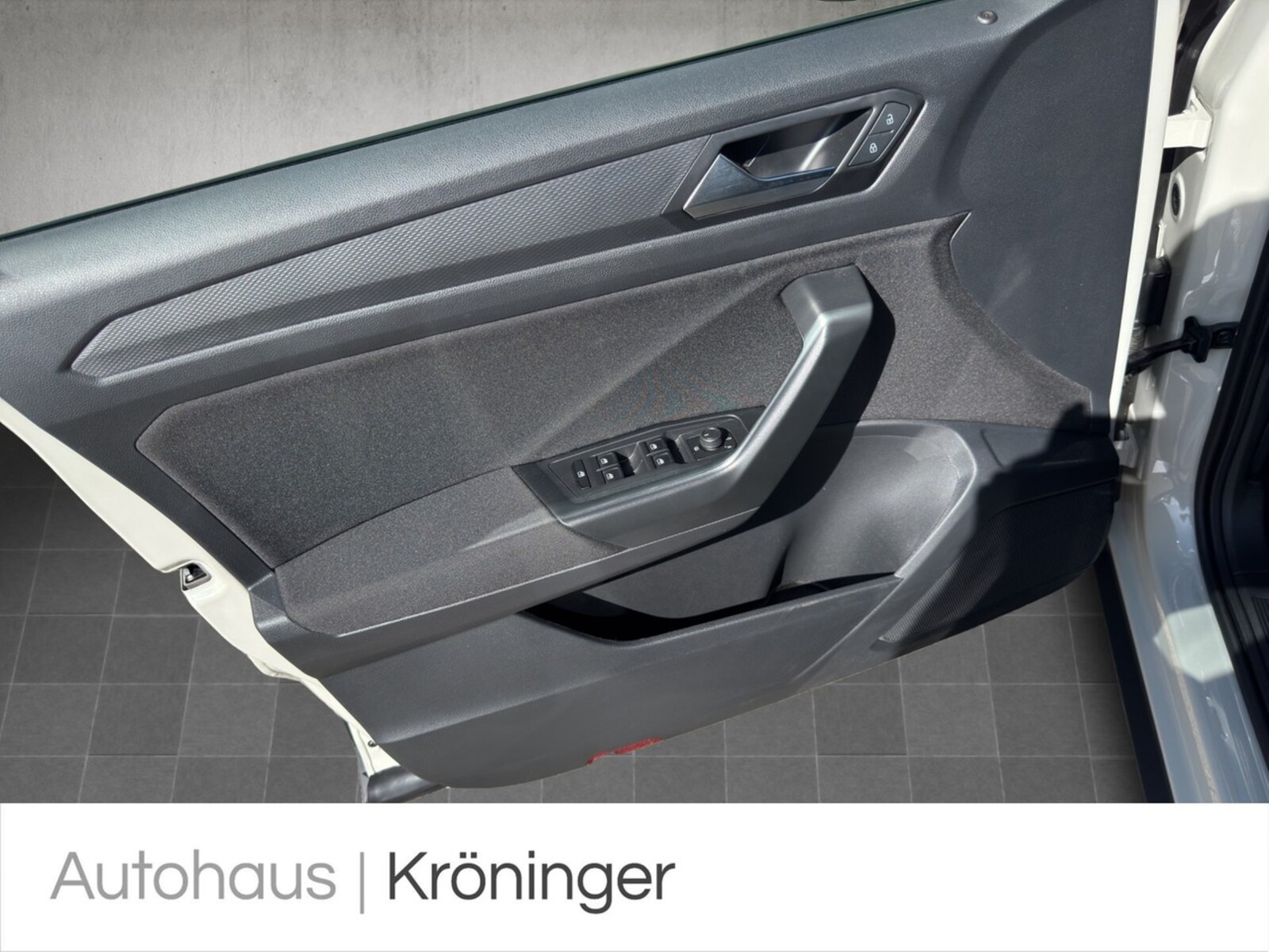 Volkswagen T-Roc – Bild 8
