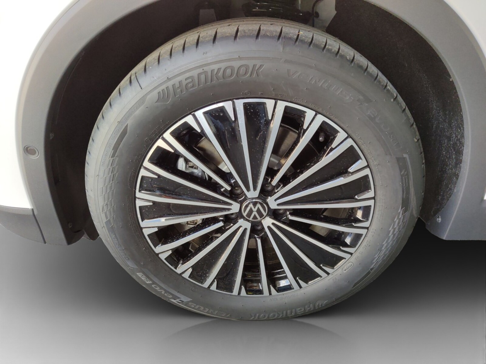 Volkswagen Tiguan – Bild 11