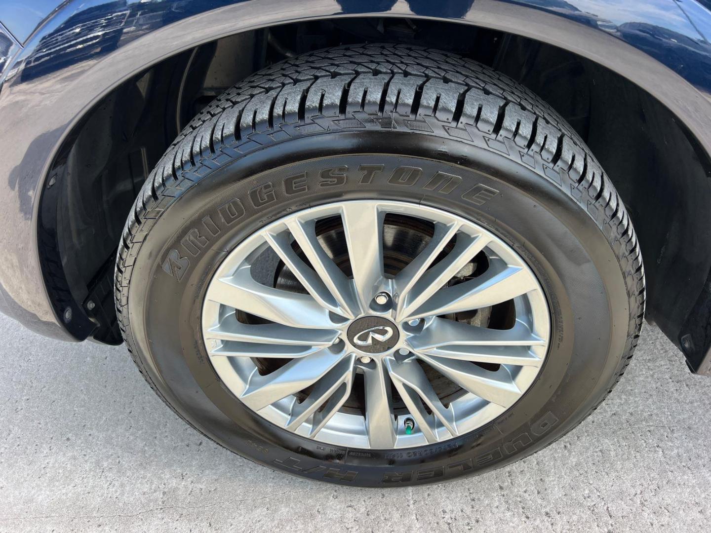 2020 INFINITI QX80 11