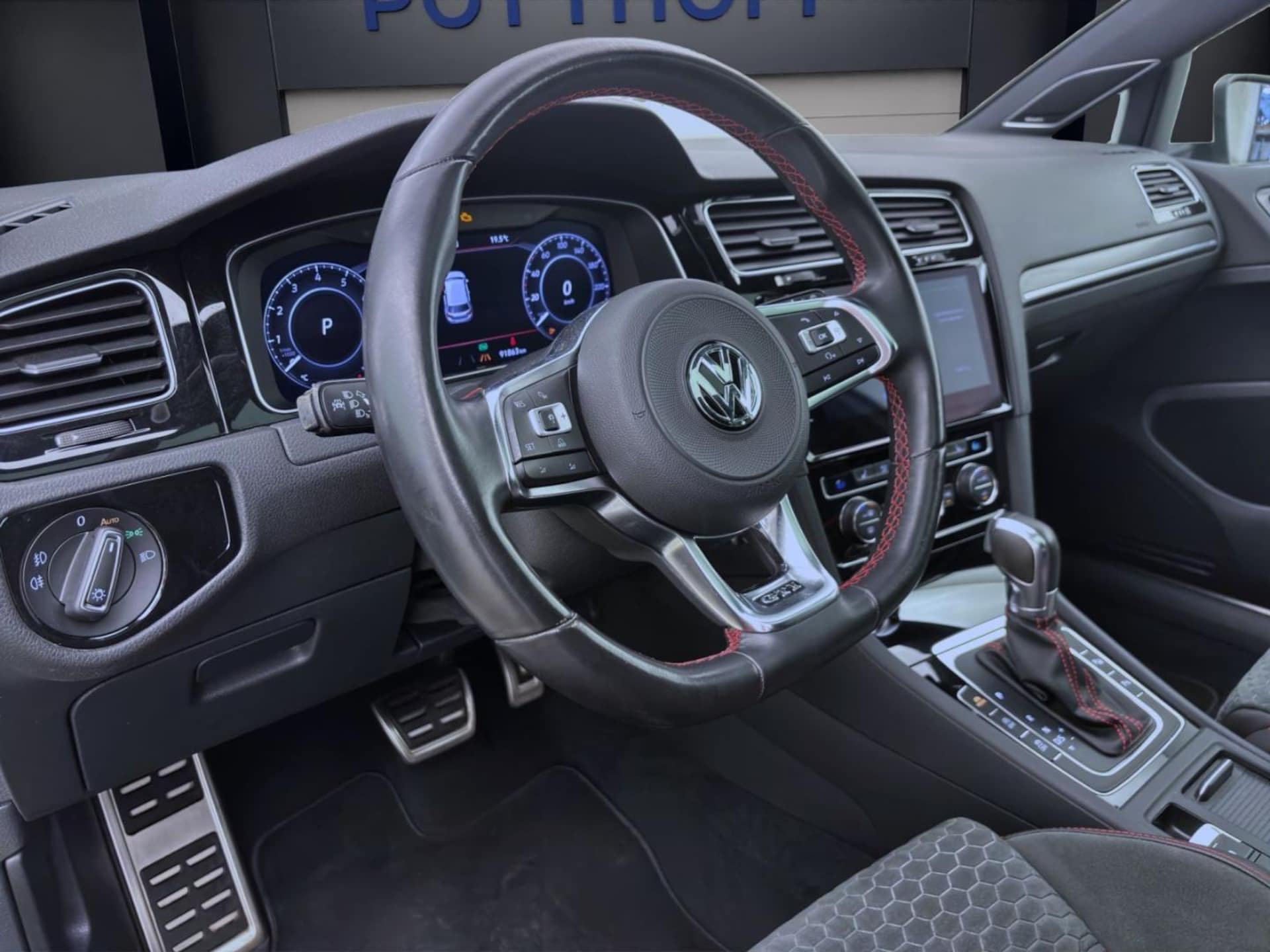 Volkswagen Golf GTI Performance
