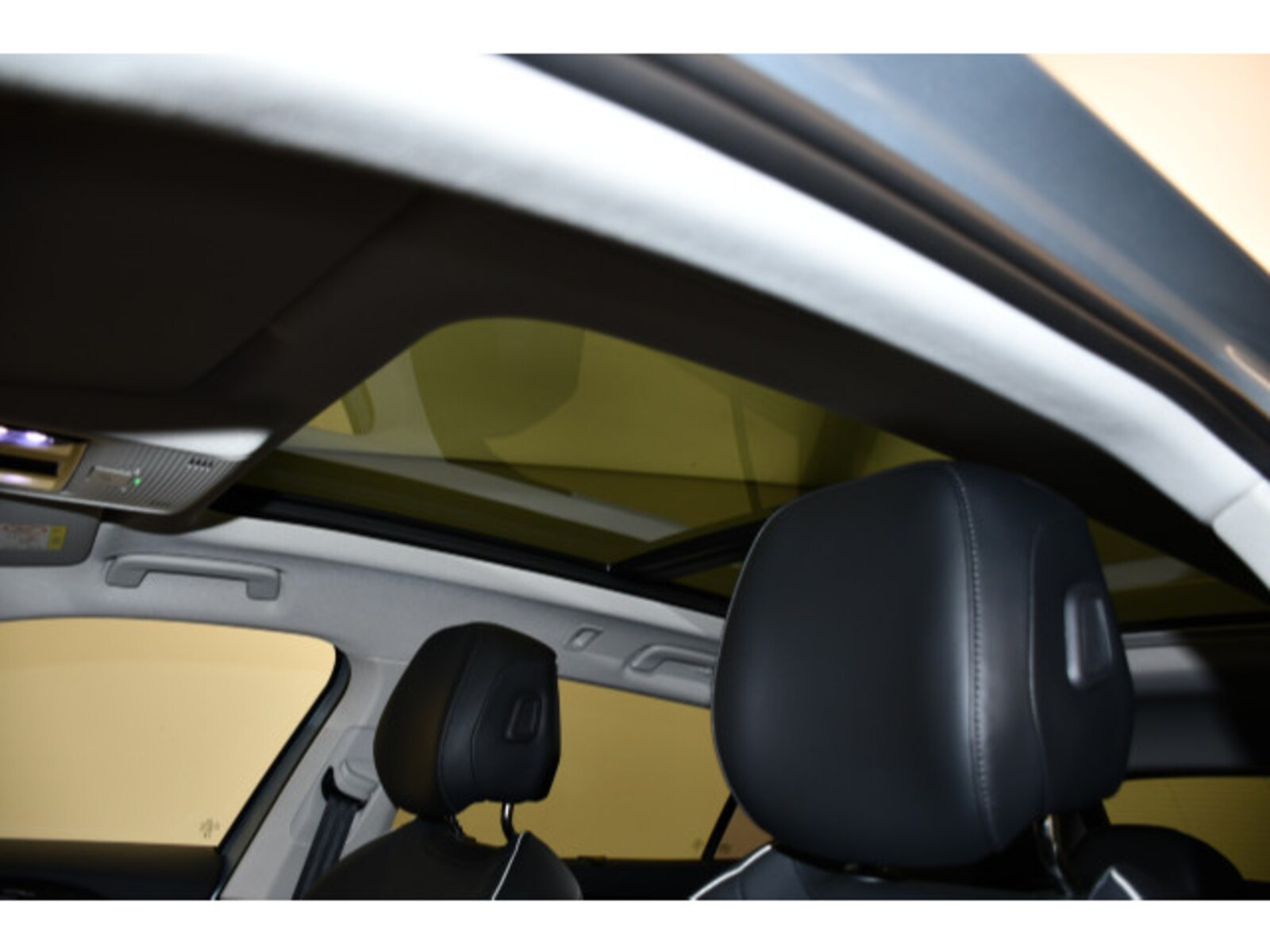 Volkswagen Passat – Bild 11
