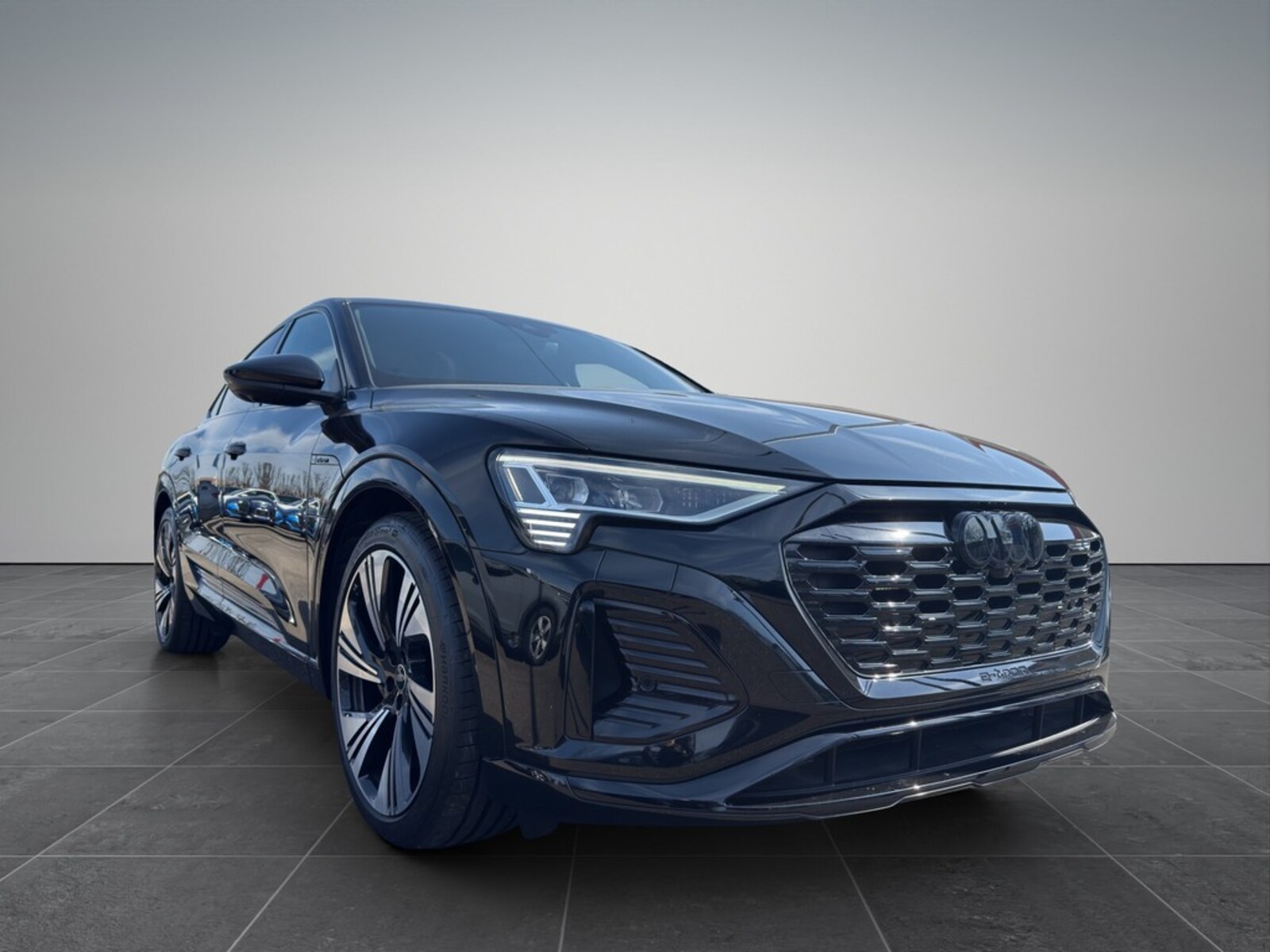 Audi Q8 Sportback e-tron – Bild 5