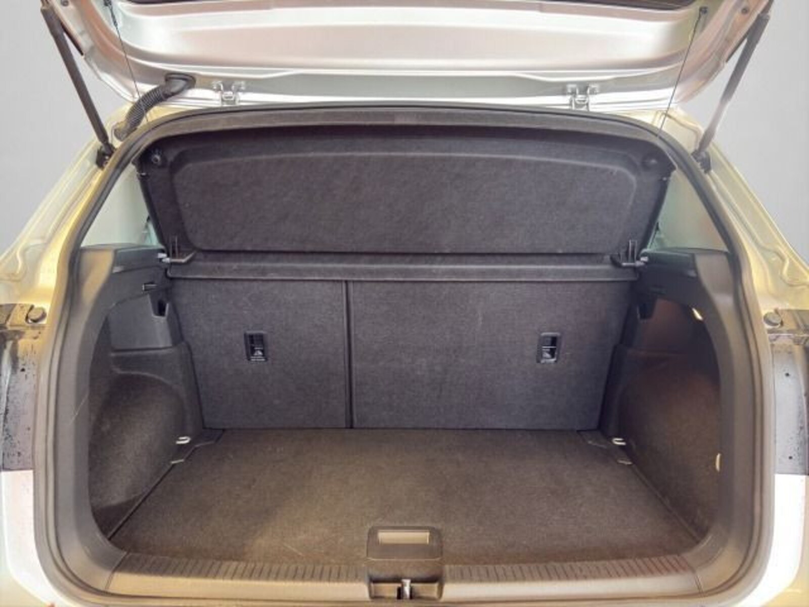 Volkswagen T-Cross – Bild 14