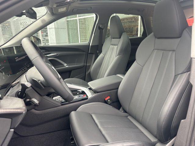 2025 Audi Q5 Premium Plus - Photo 9