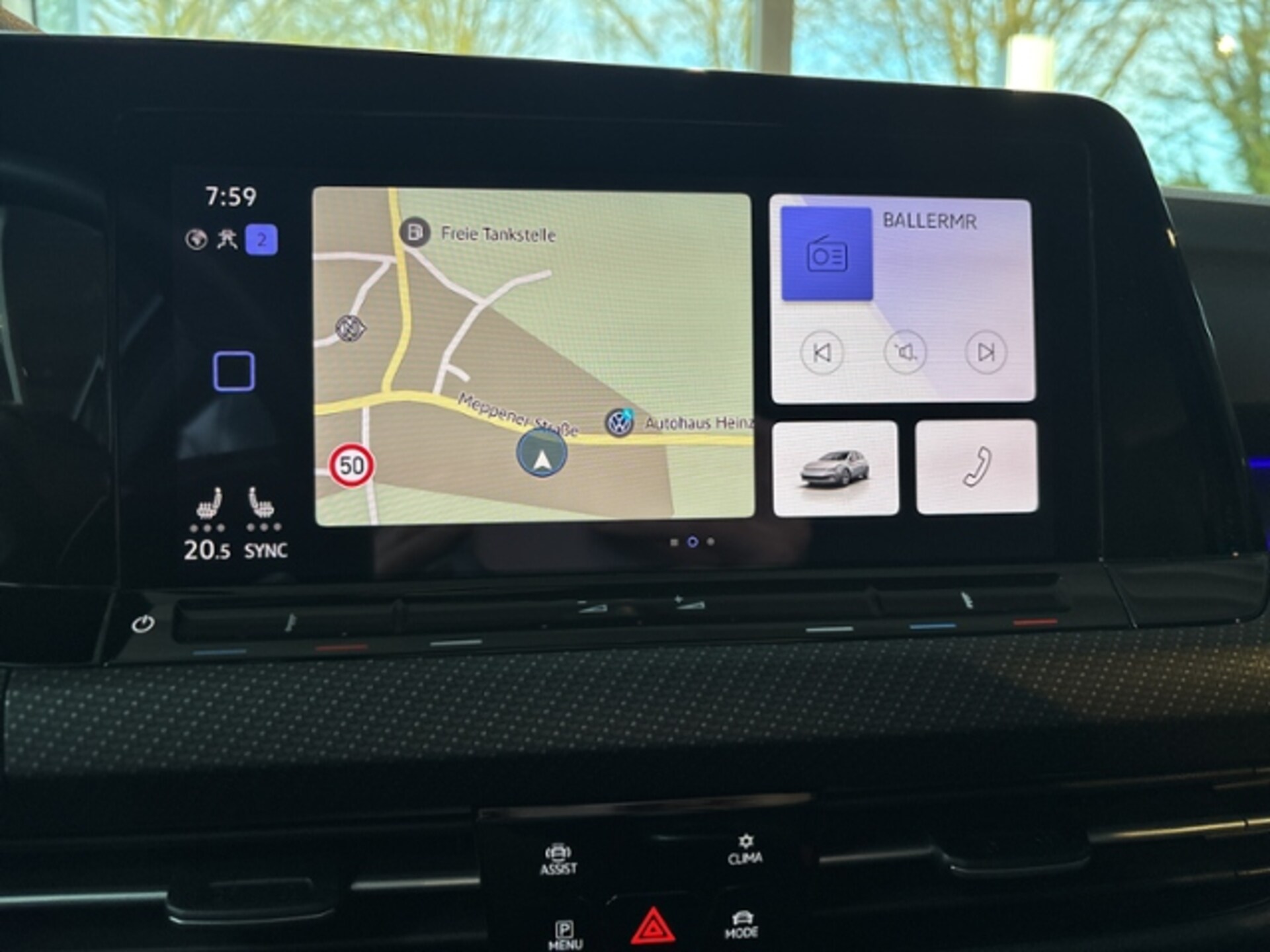 Volkswagen Golf R-Line
