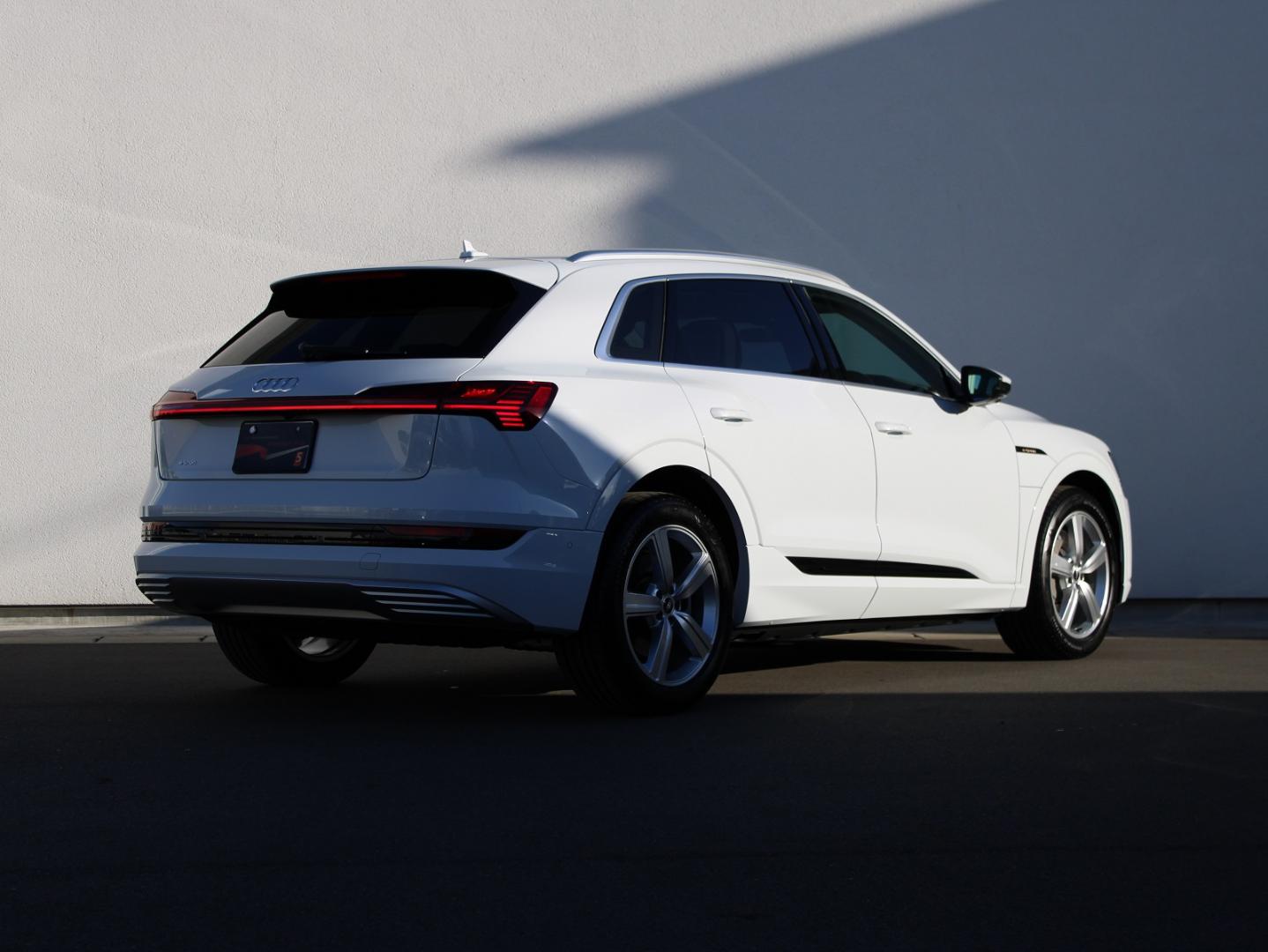 Image about Audi e-tron 50 quattro Advanced 230,00 kW