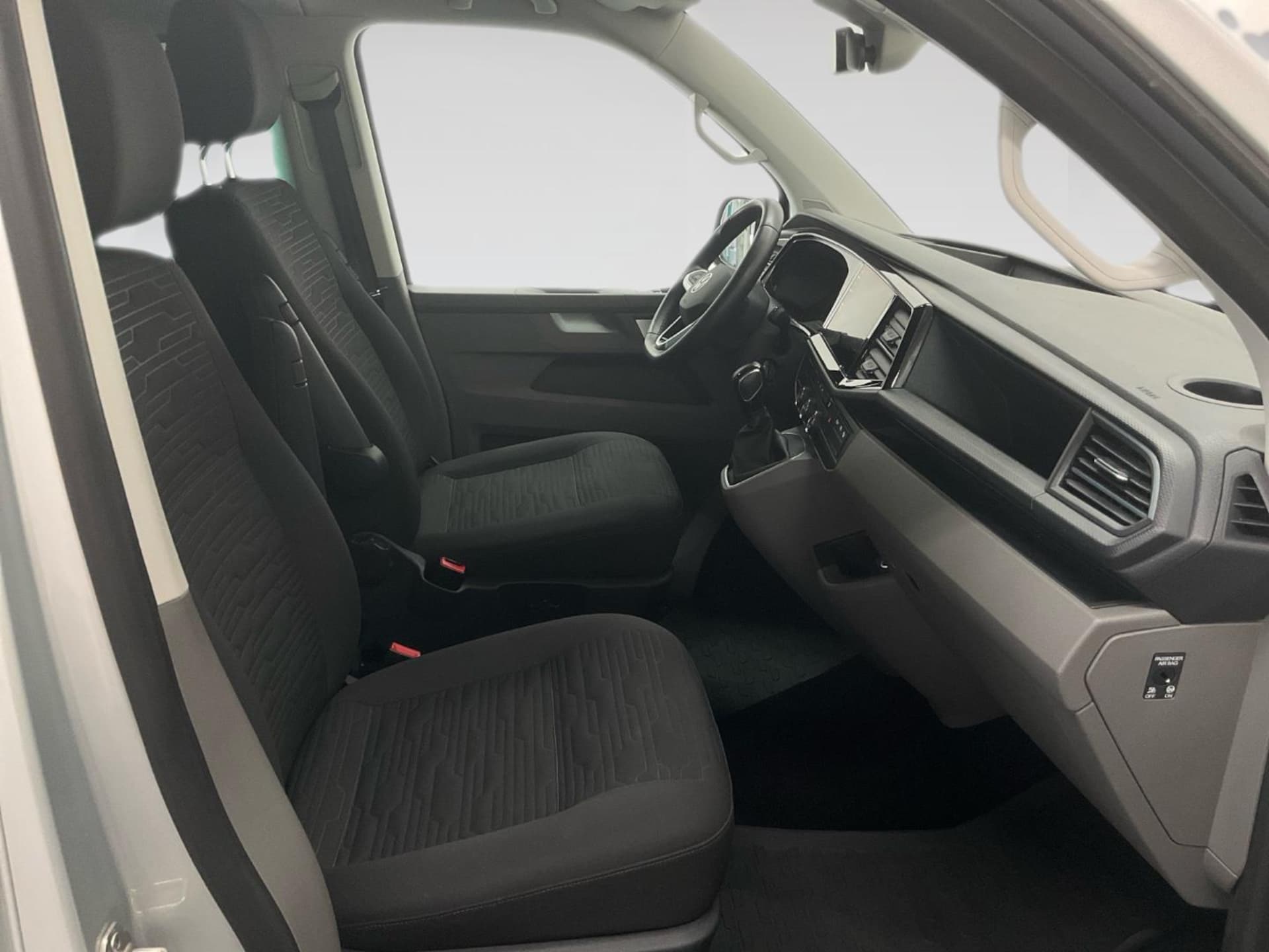 Volkswagen T6.1 Caravelle langer Radstand Comfortline